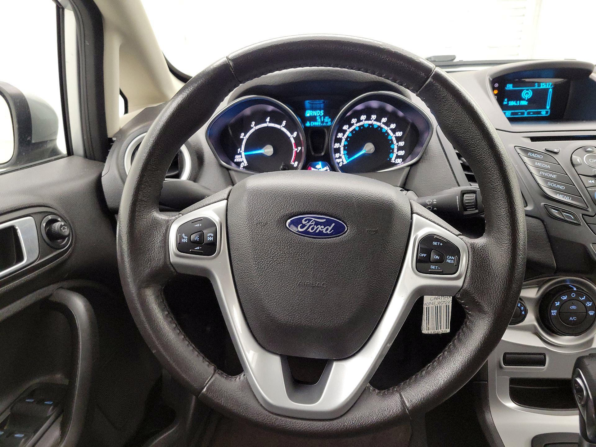 Thumbnail: 2016 Ford Fiesta - 10