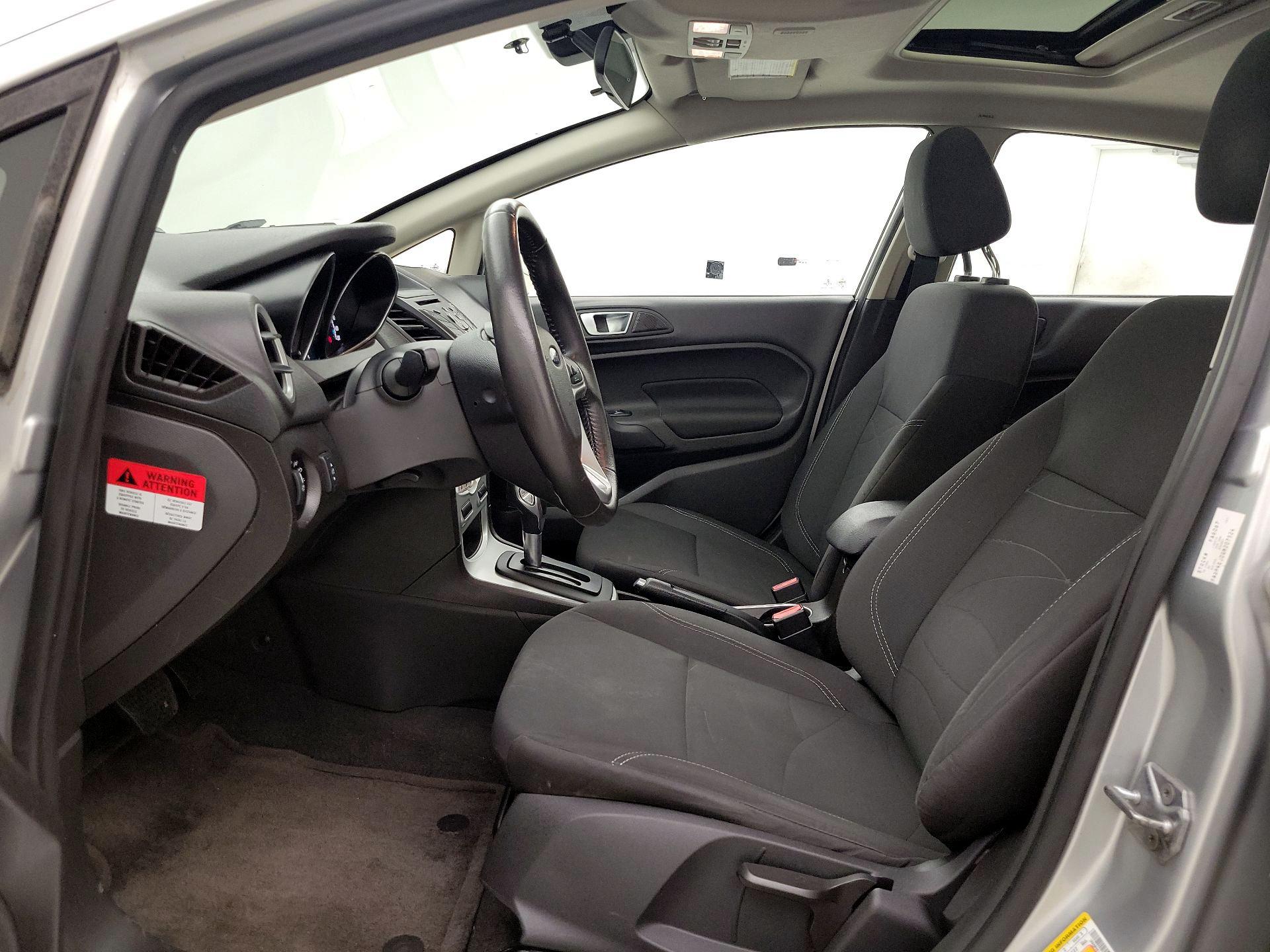 Thumbnail: 2016 Ford Fiesta - 11