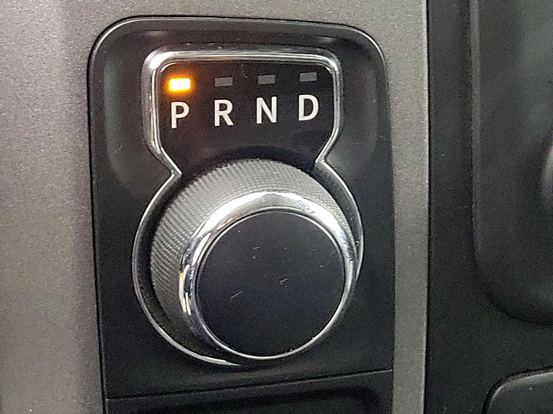 Thumbnail: 2020 RAM 1500 Classic - 17