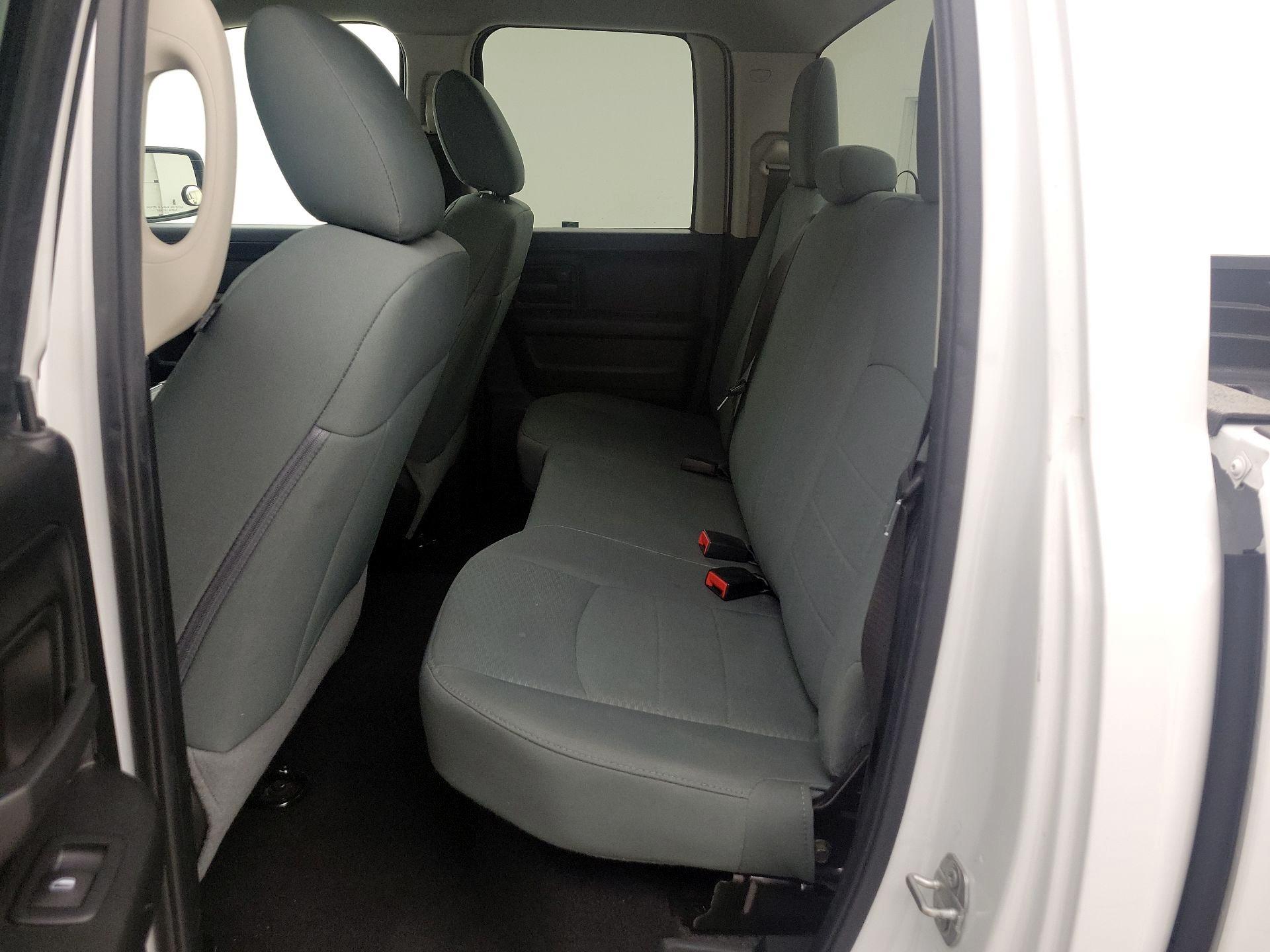 Thumbnail: 2020 RAM 1500 Classic - 19