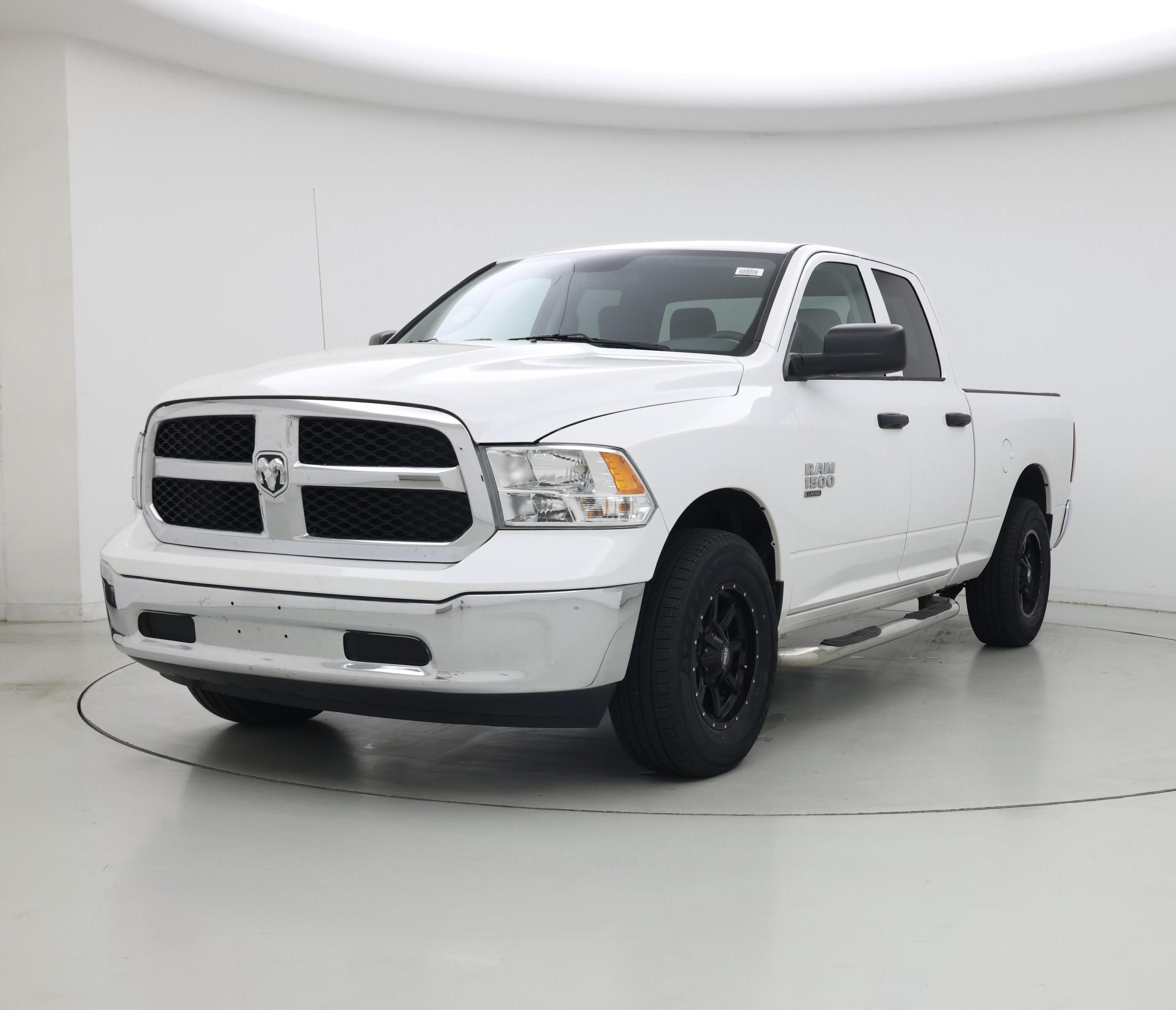 Thumbnail: 2020 RAM 1500 Classic - 4