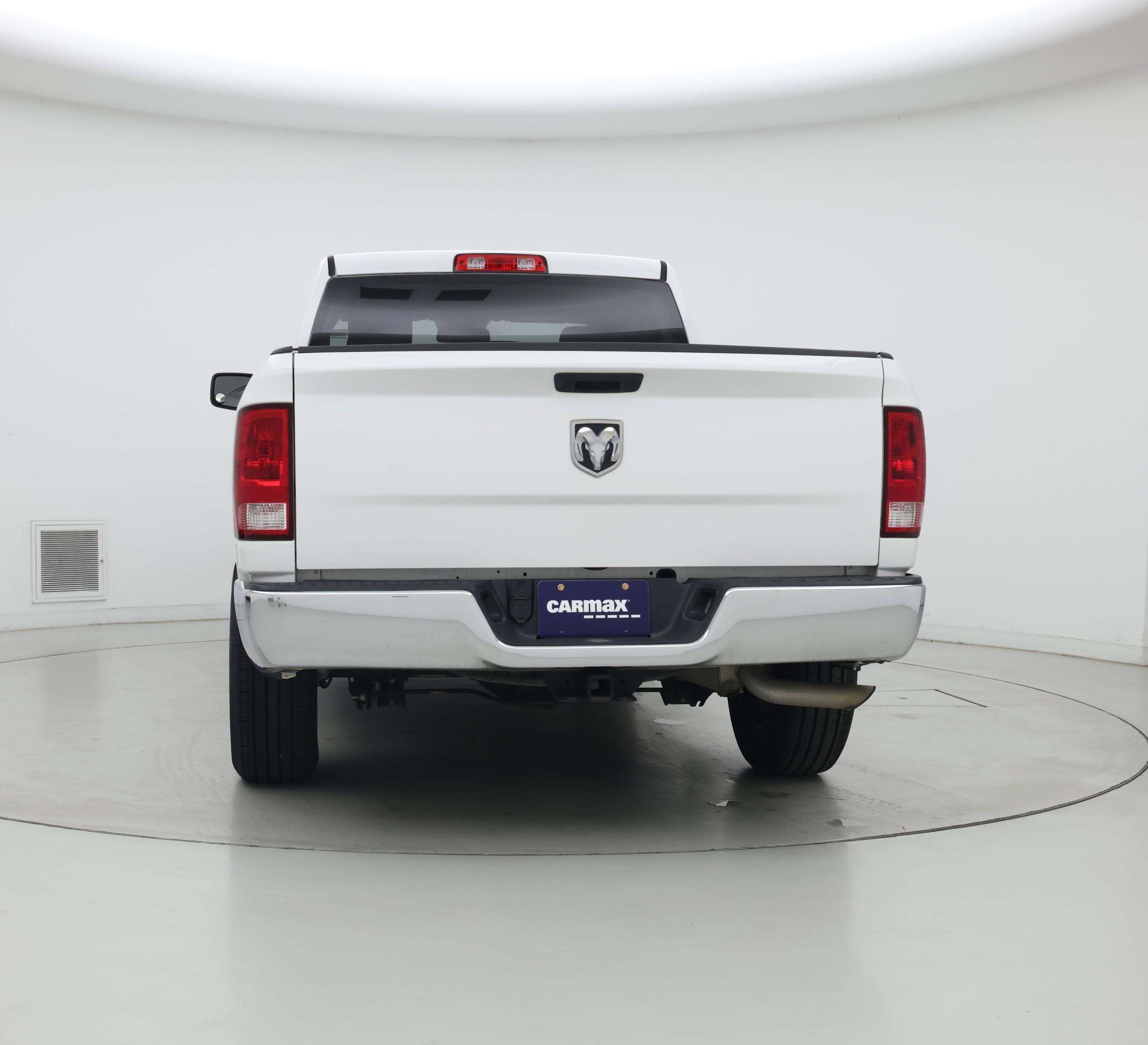 Thumbnail: 2020 RAM 1500 Classic - 6