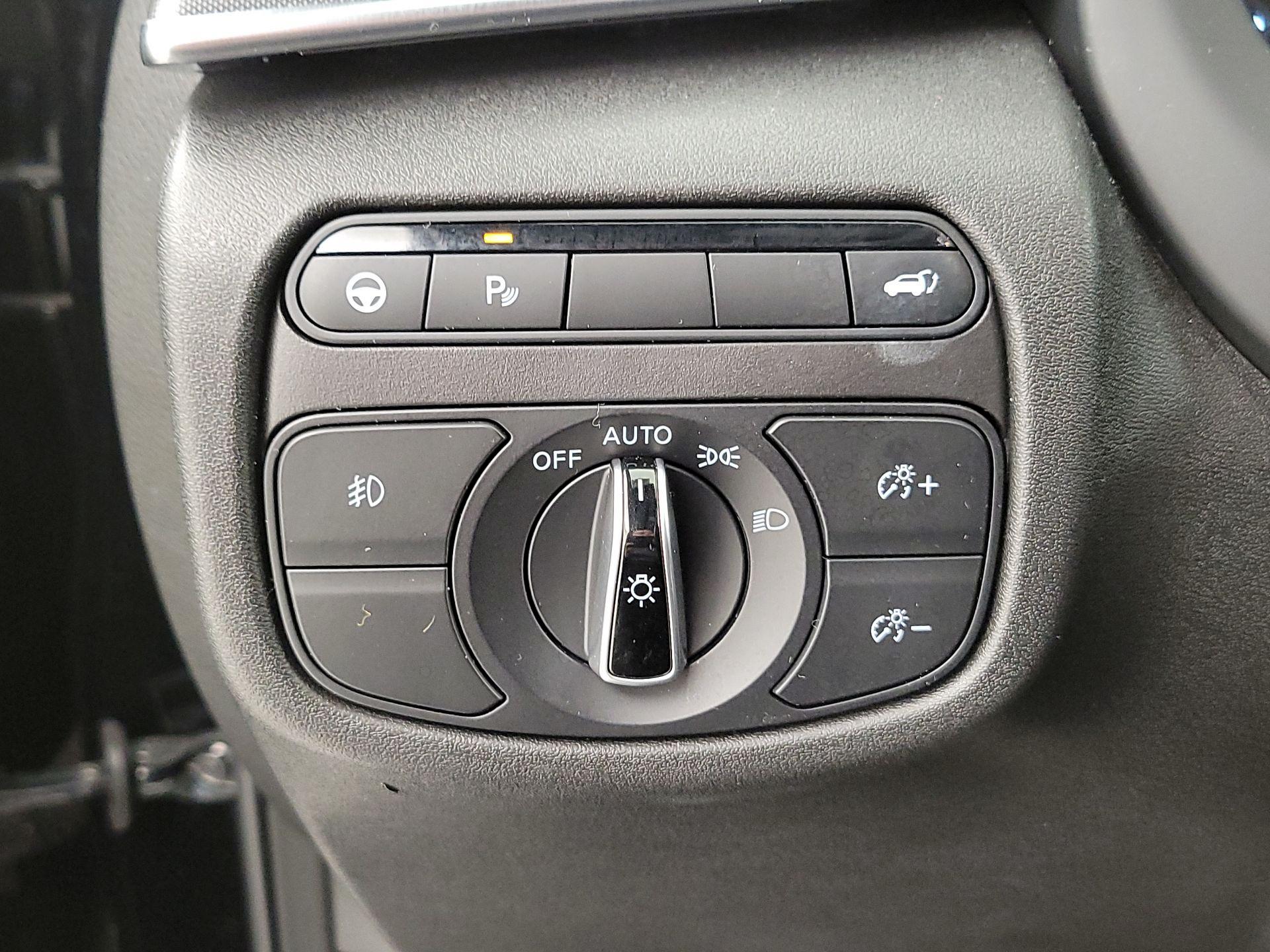 Thumbnail: 2022 INFINITI QX50 - 13