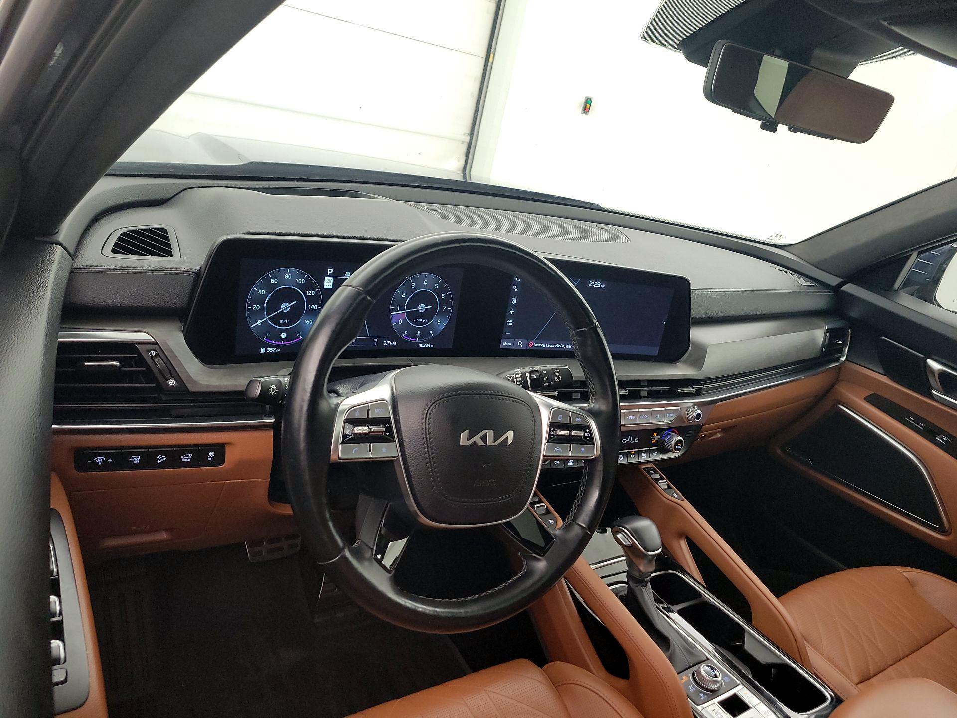 Thumbnail: 2023 Kia Telluride - 9