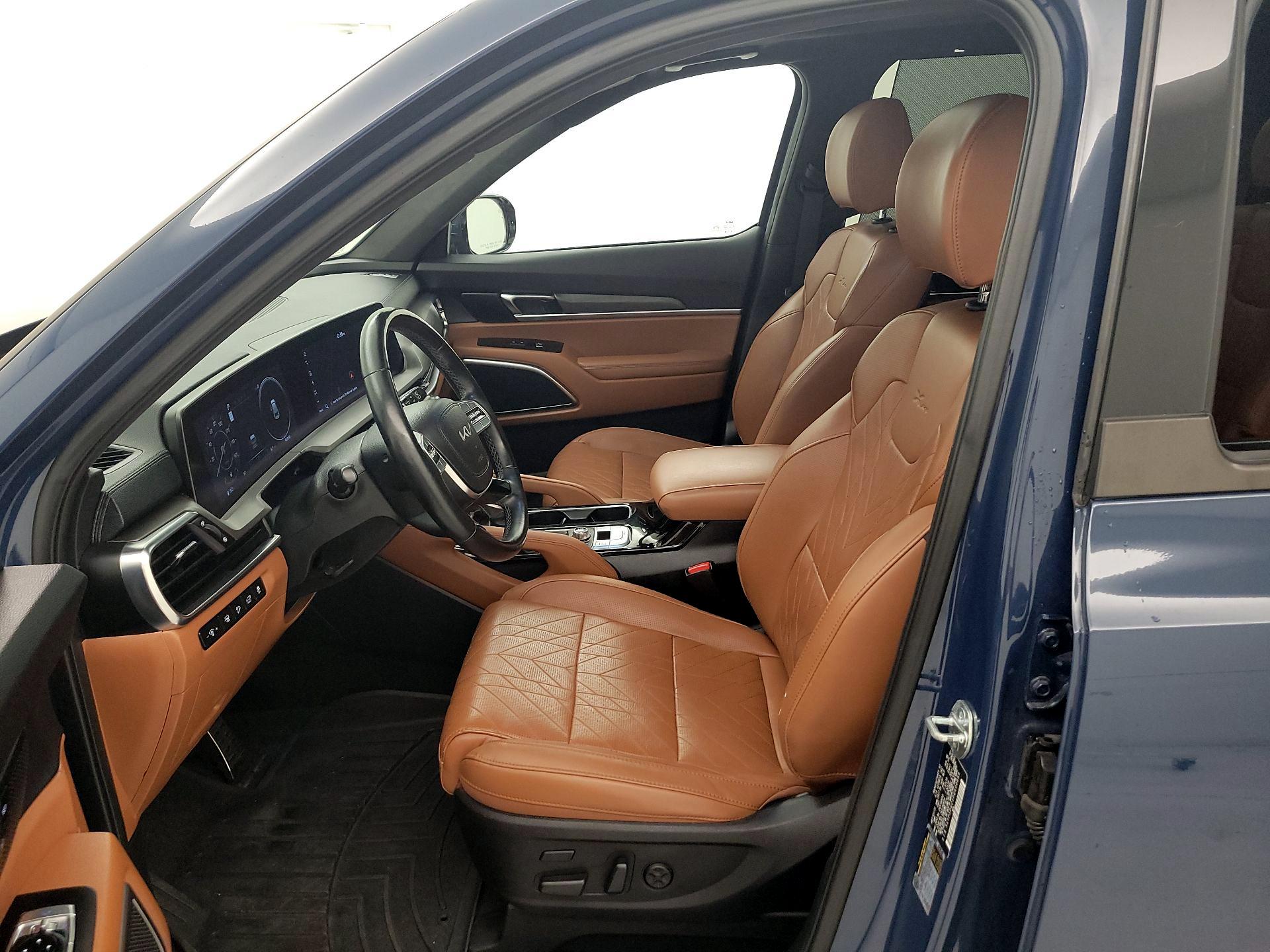 Thumbnail: 2023 Kia Telluride - 11