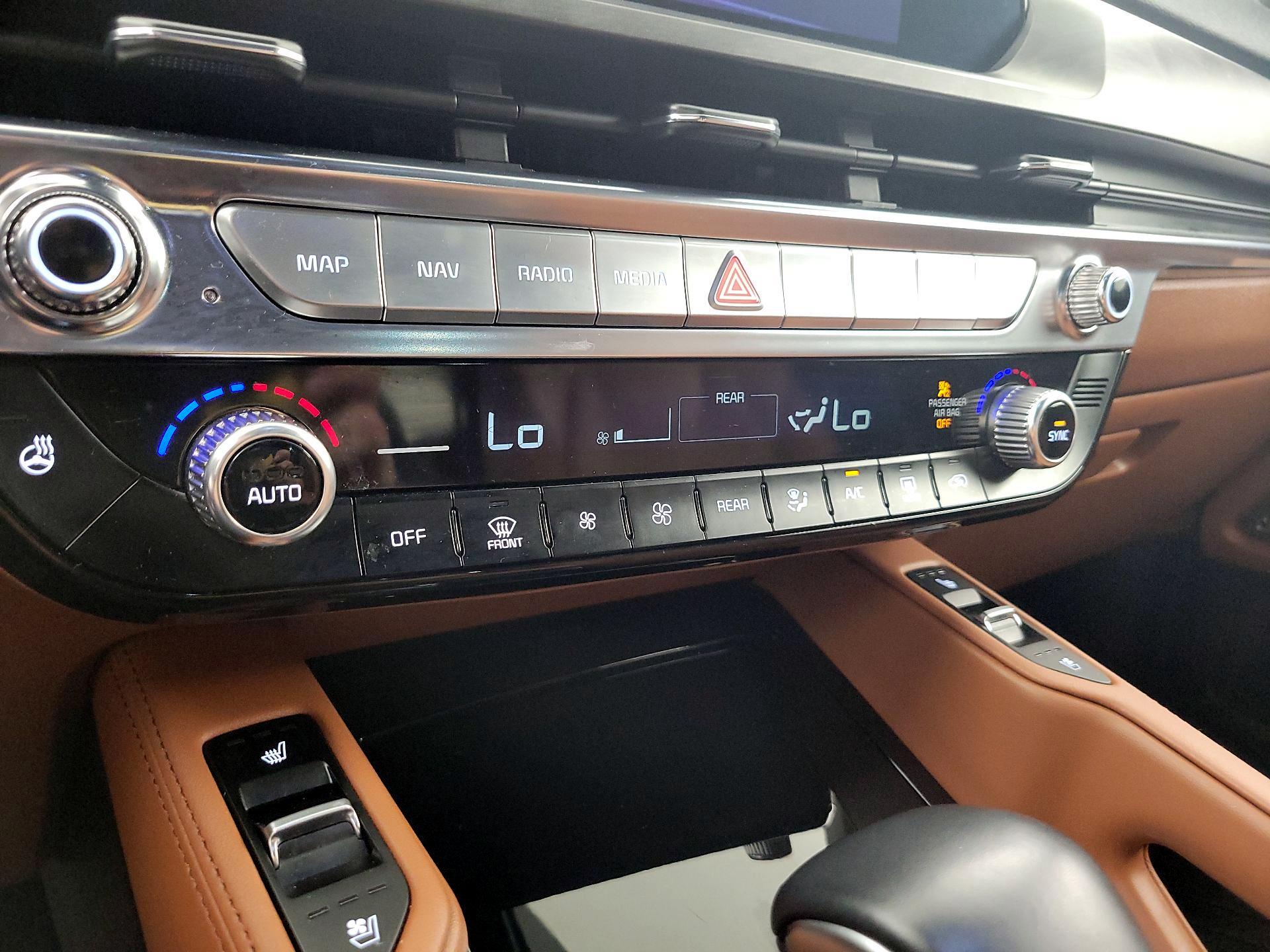 Thumbnail: 2023 Kia Telluride - 17