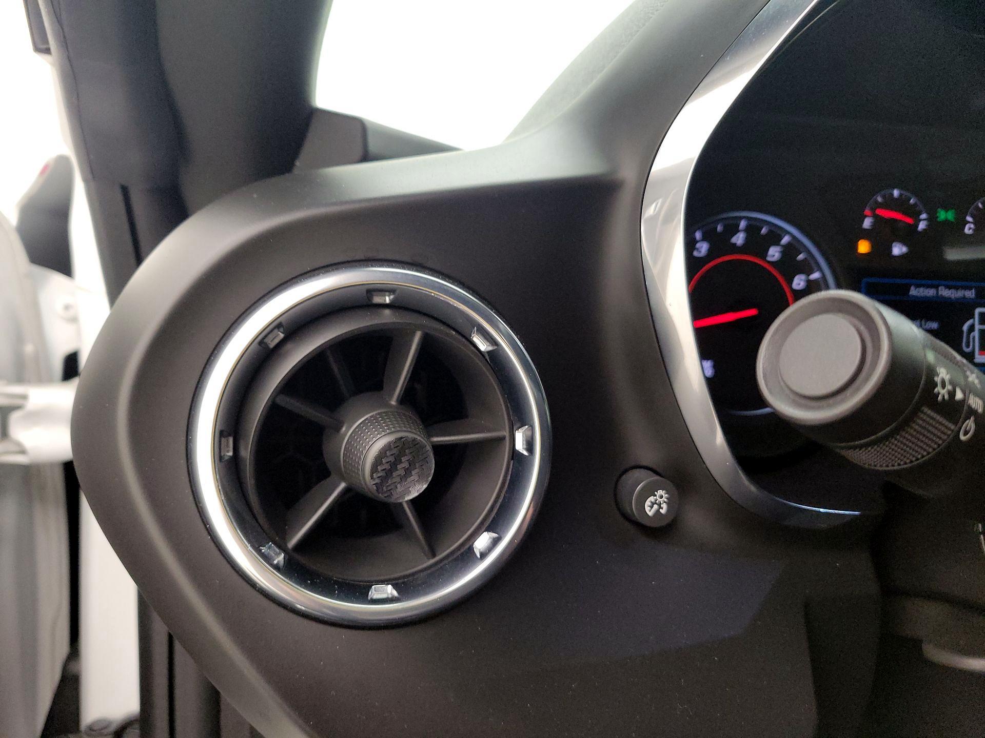 Thumbnail: 2021 Chevrolet Camaro - 13