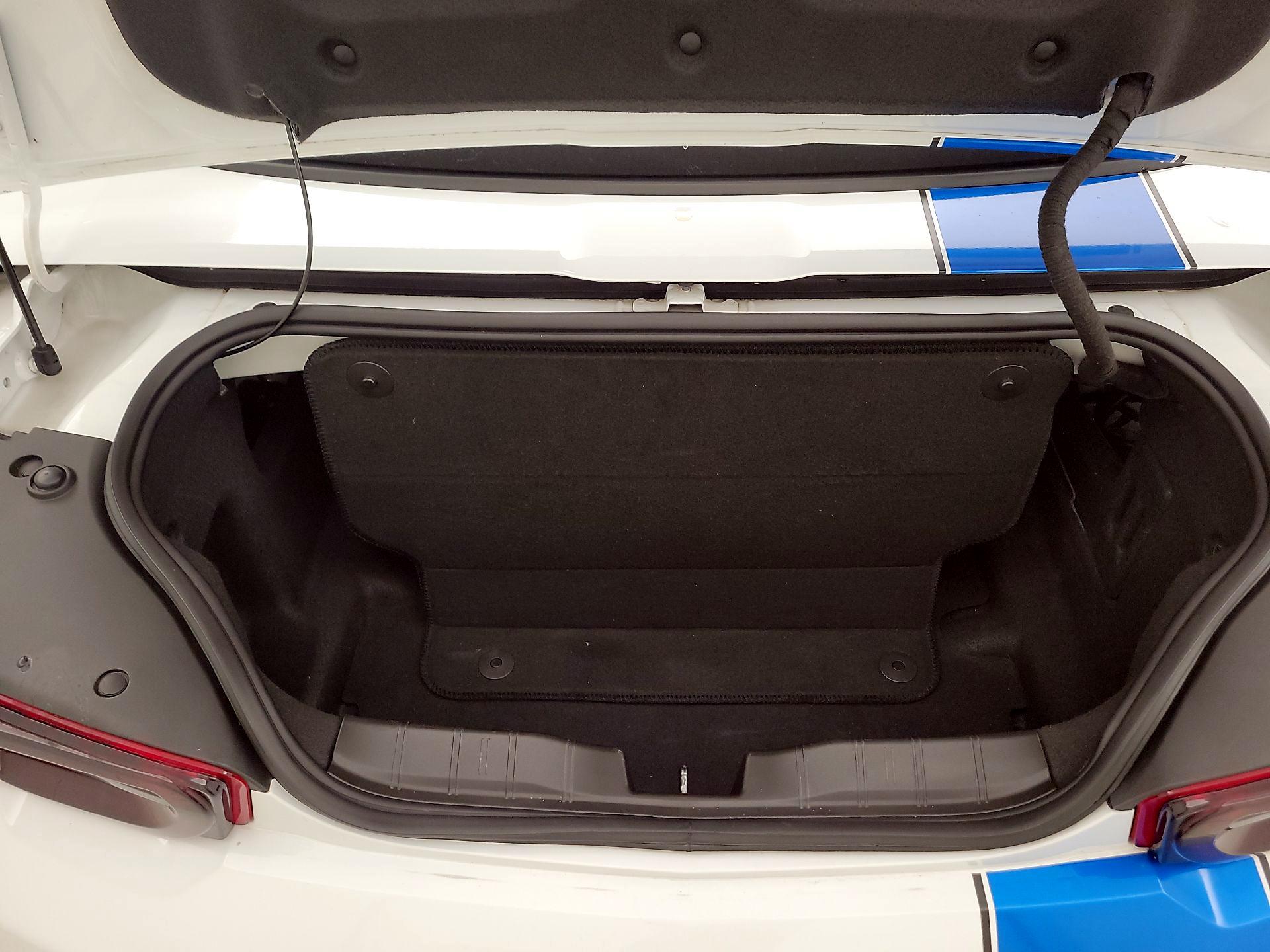 Thumbnail: 2021 Chevrolet Camaro - 19