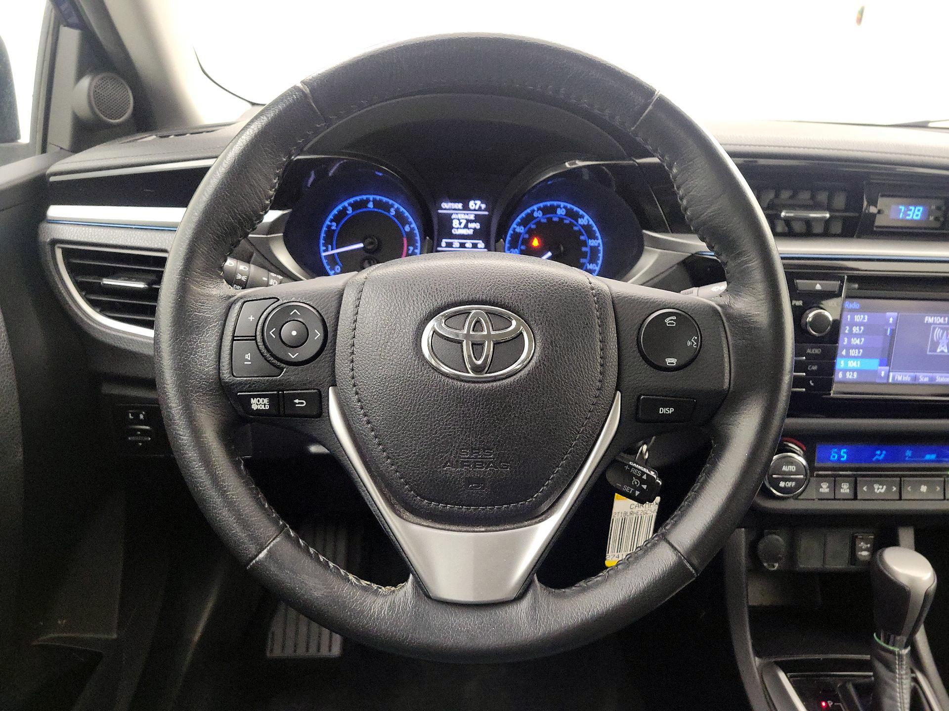Thumbnail: 2016 Toyota Corolla - 10
