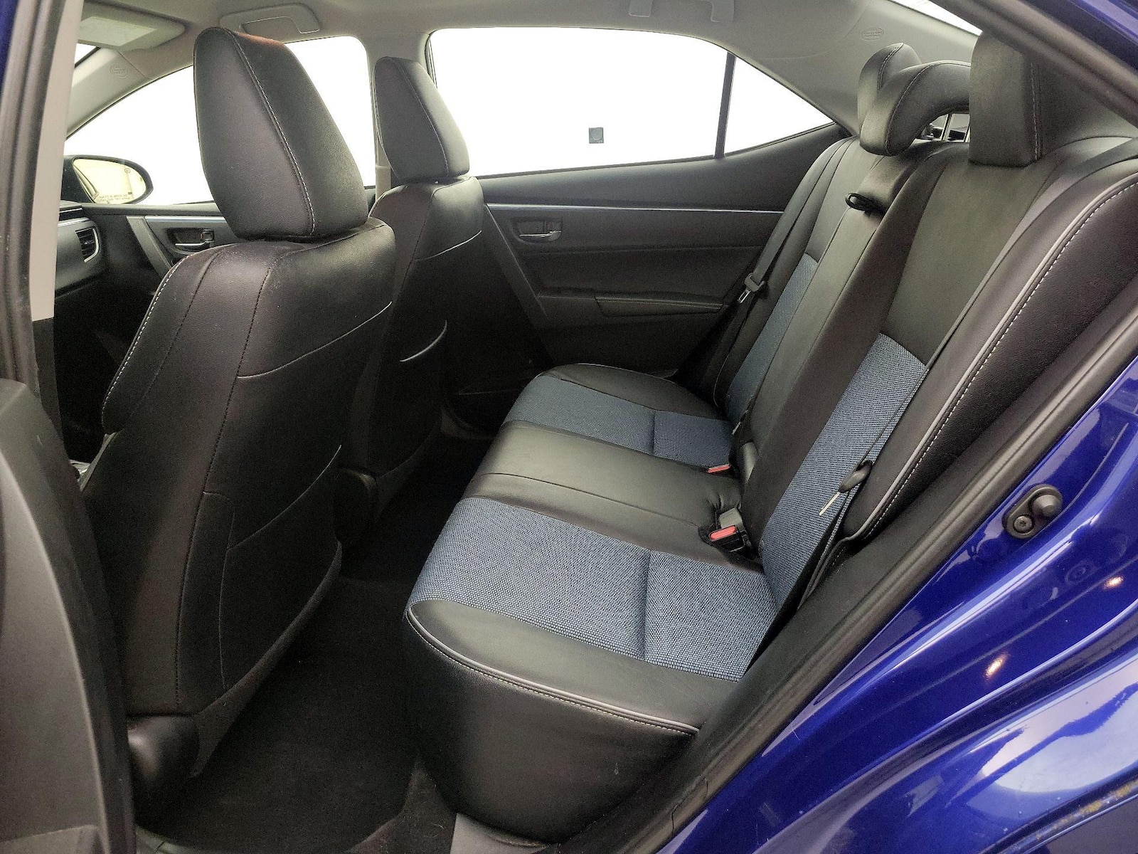 2016 Toyota Corolla S - Photo 20
