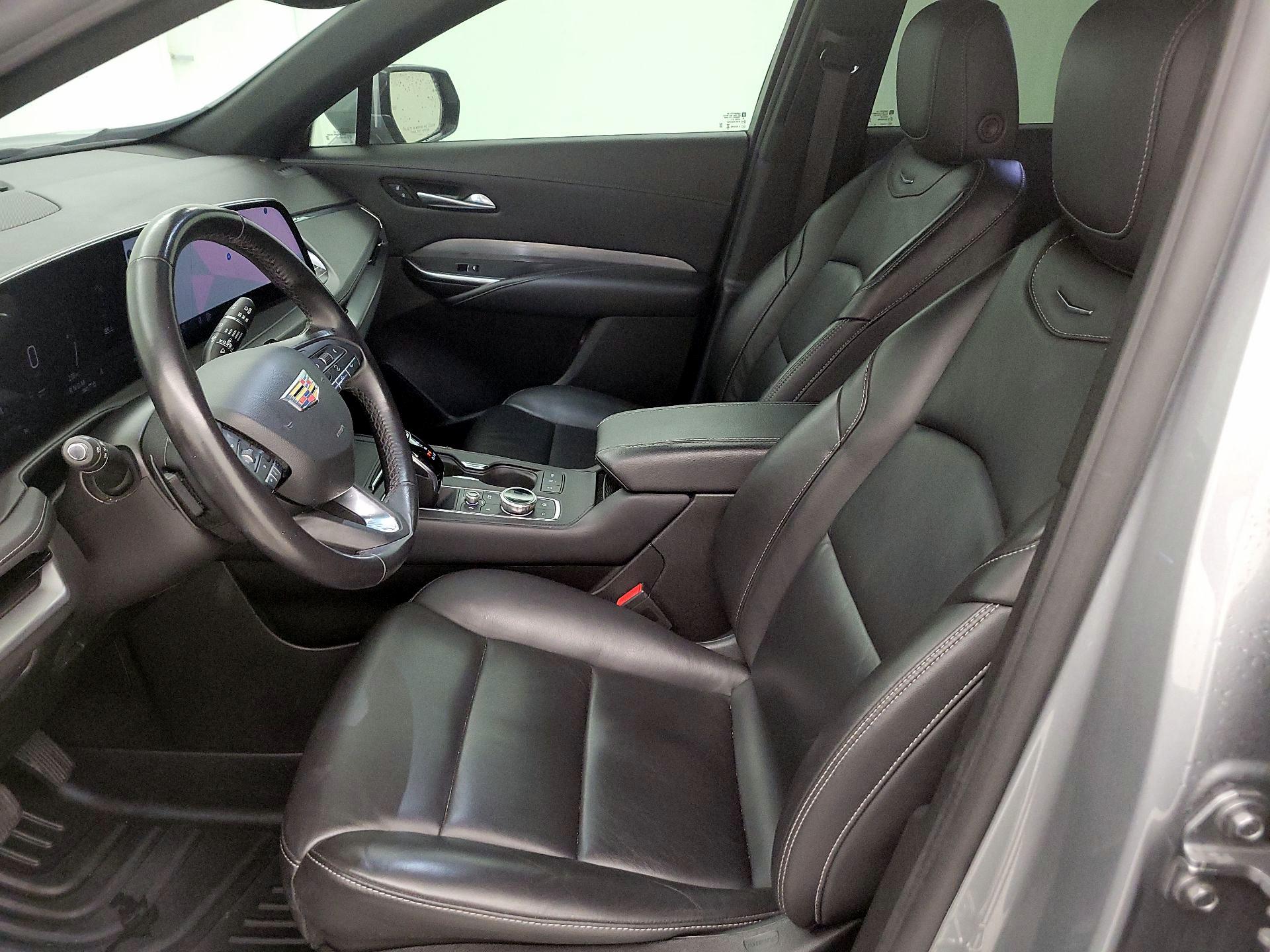 Thumbnail: 2024 Cadillac XT4 - 11