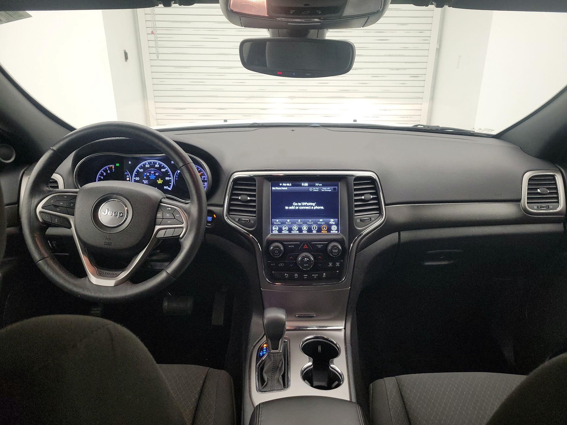 Thumbnail: 2018 Jeep Grand Cherokee - 9