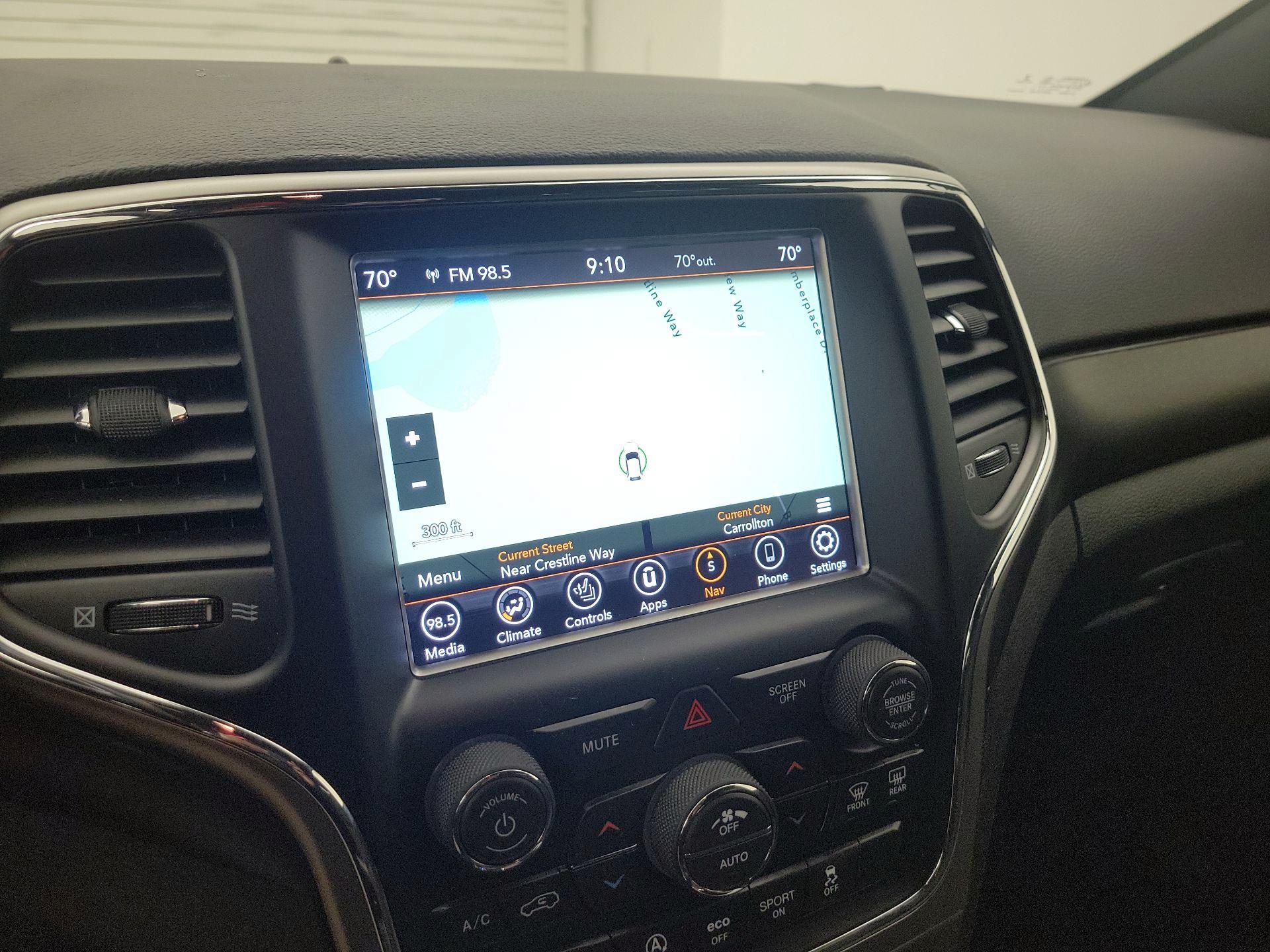 Thumbnail: 2018 Jeep Grand Cherokee - 14