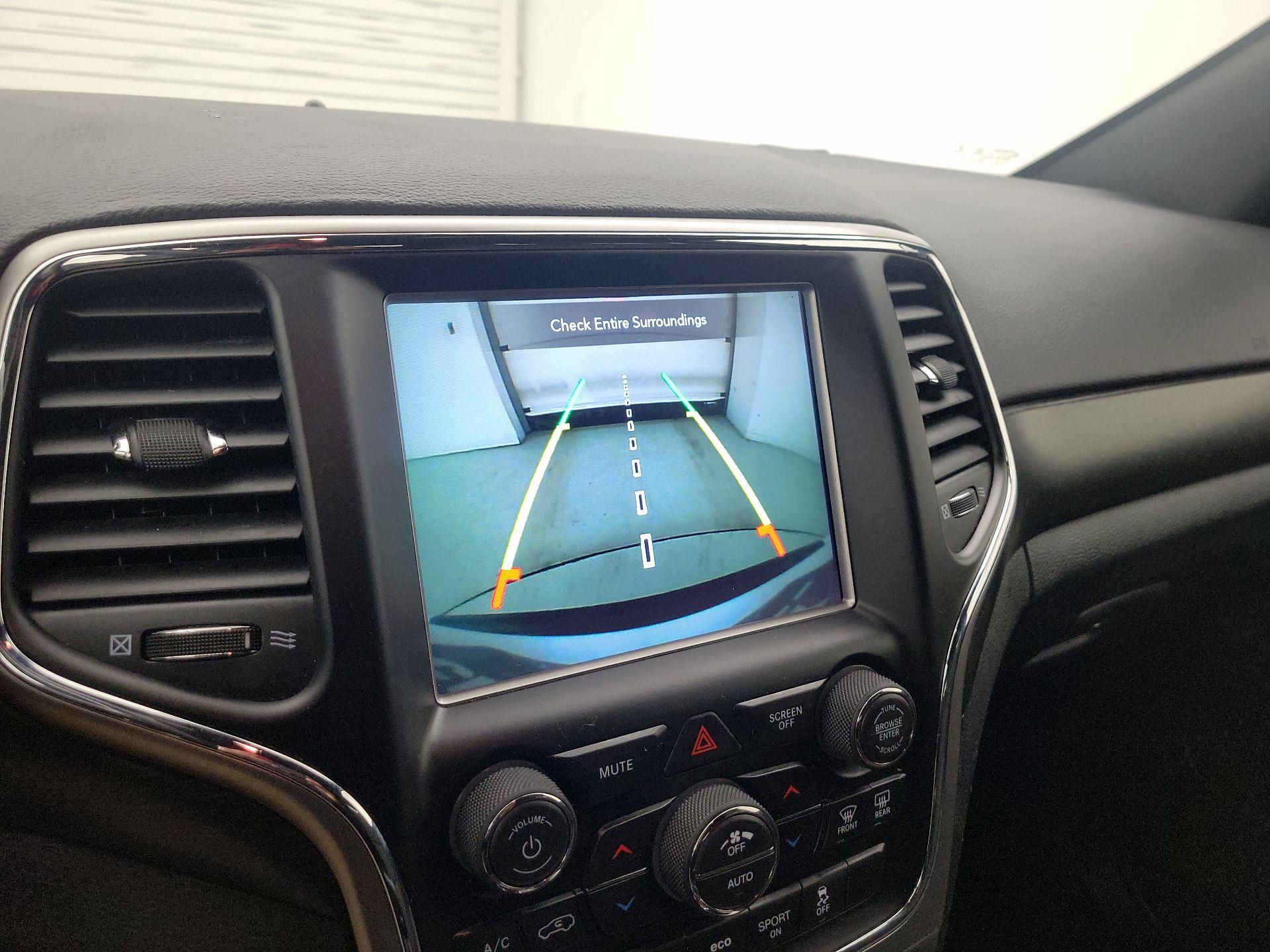 Thumbnail: 2018 Jeep Grand Cherokee - 15