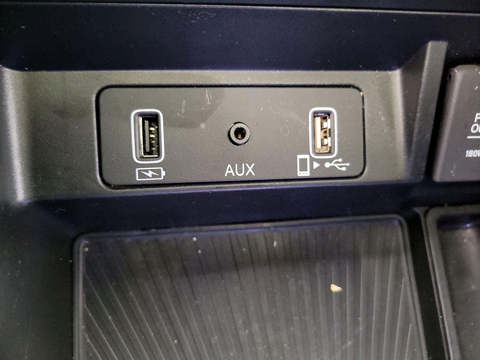 Thumbnail: 2023 Acura TLX - 18