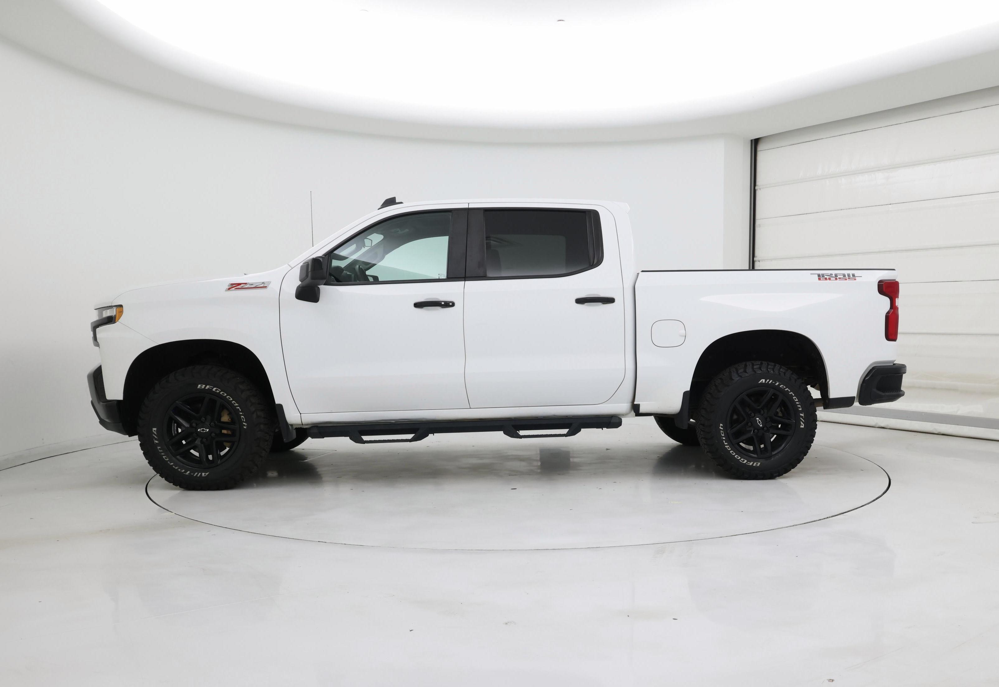 Thumbnail: 2022 Chevrolet Silverado 1500 - 3