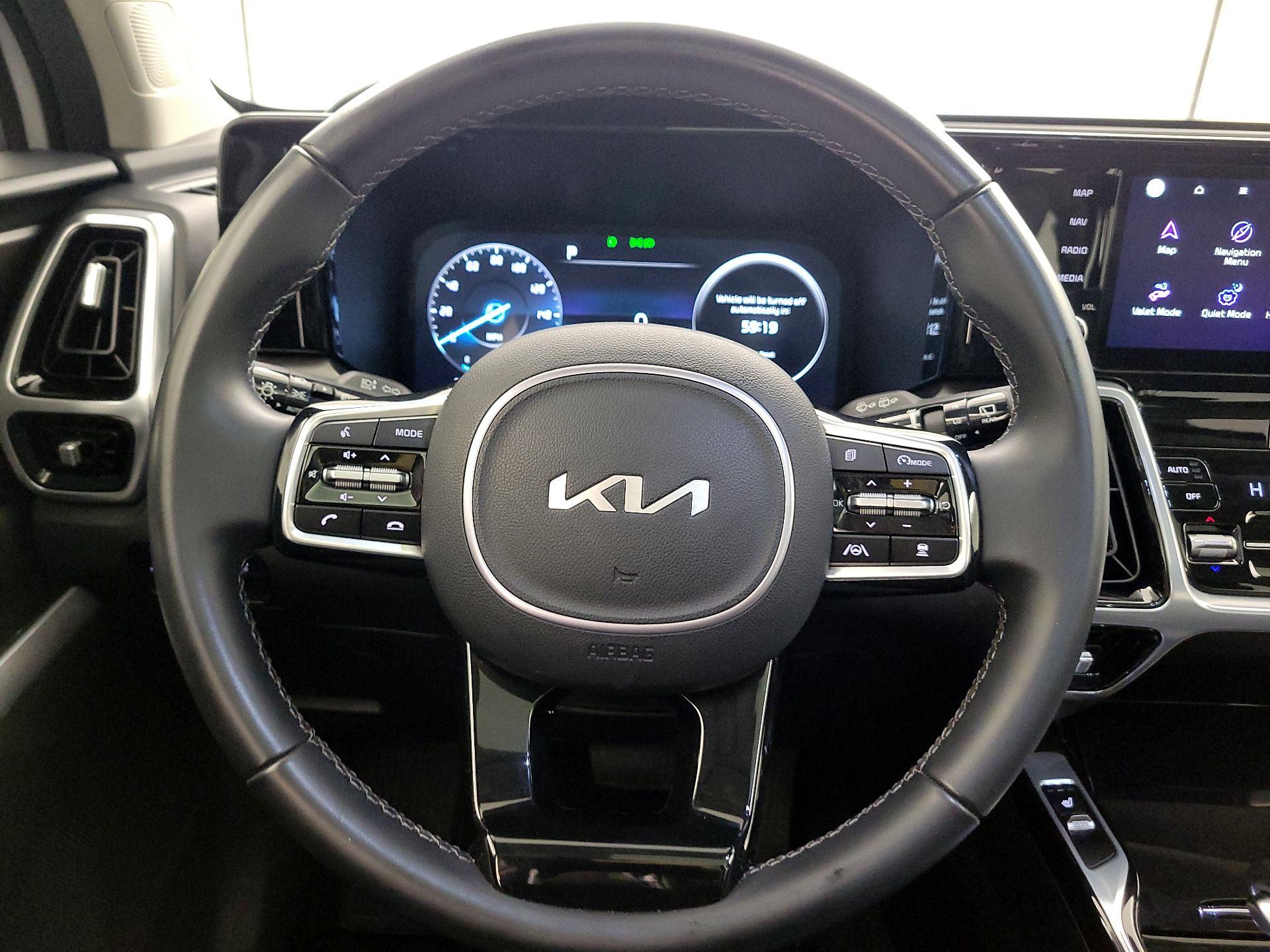 Thumbnail: 2023 Kia Sorento - 10