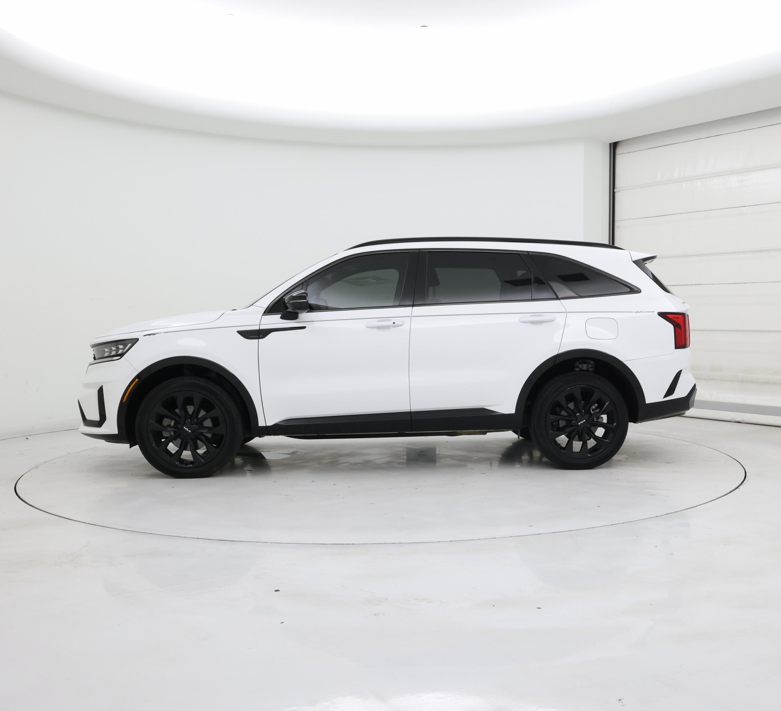 Thumbnail: 2023 Kia Sorento - 3