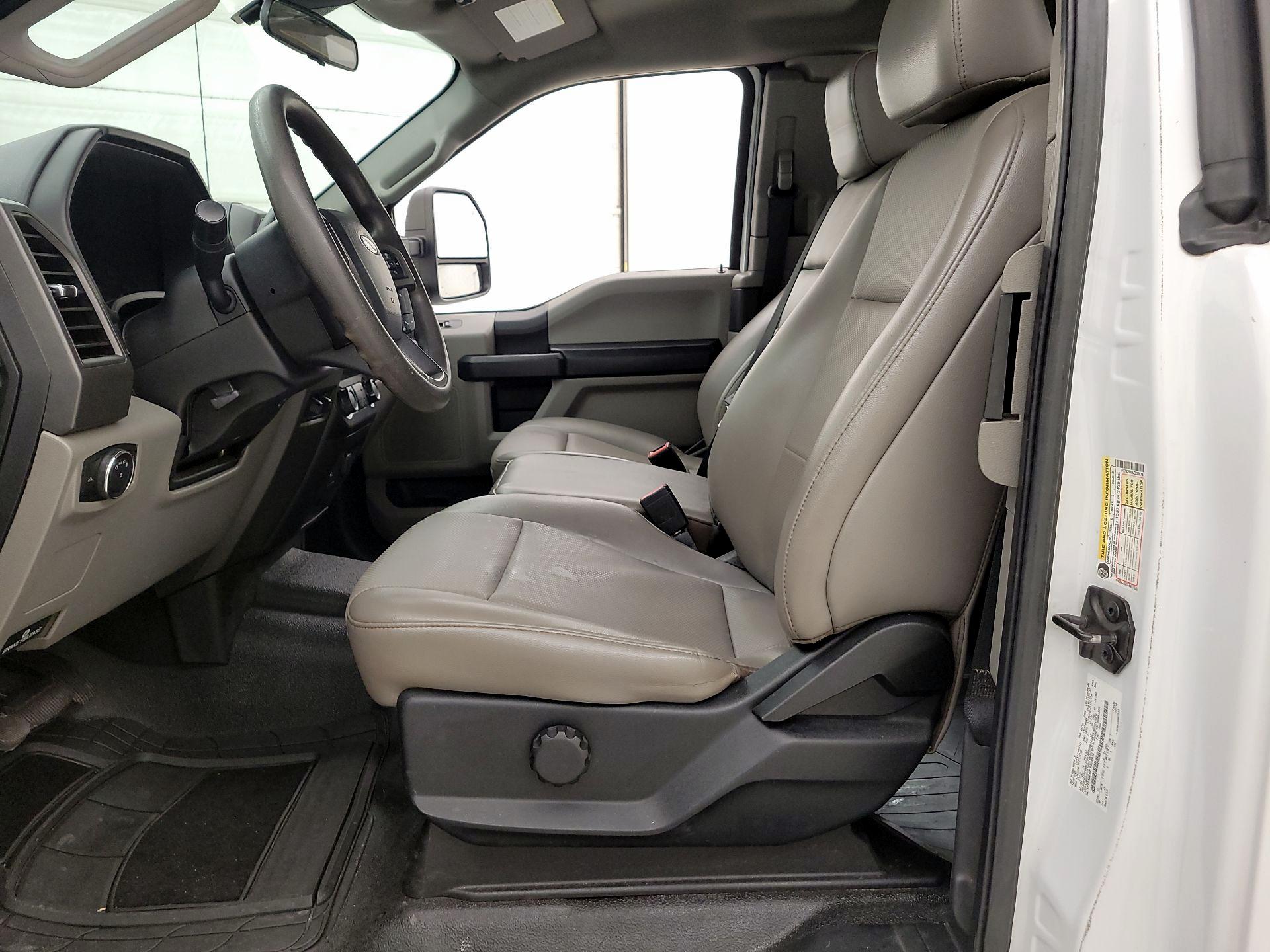 Thumbnail: 2020 Ford F-250 - 11