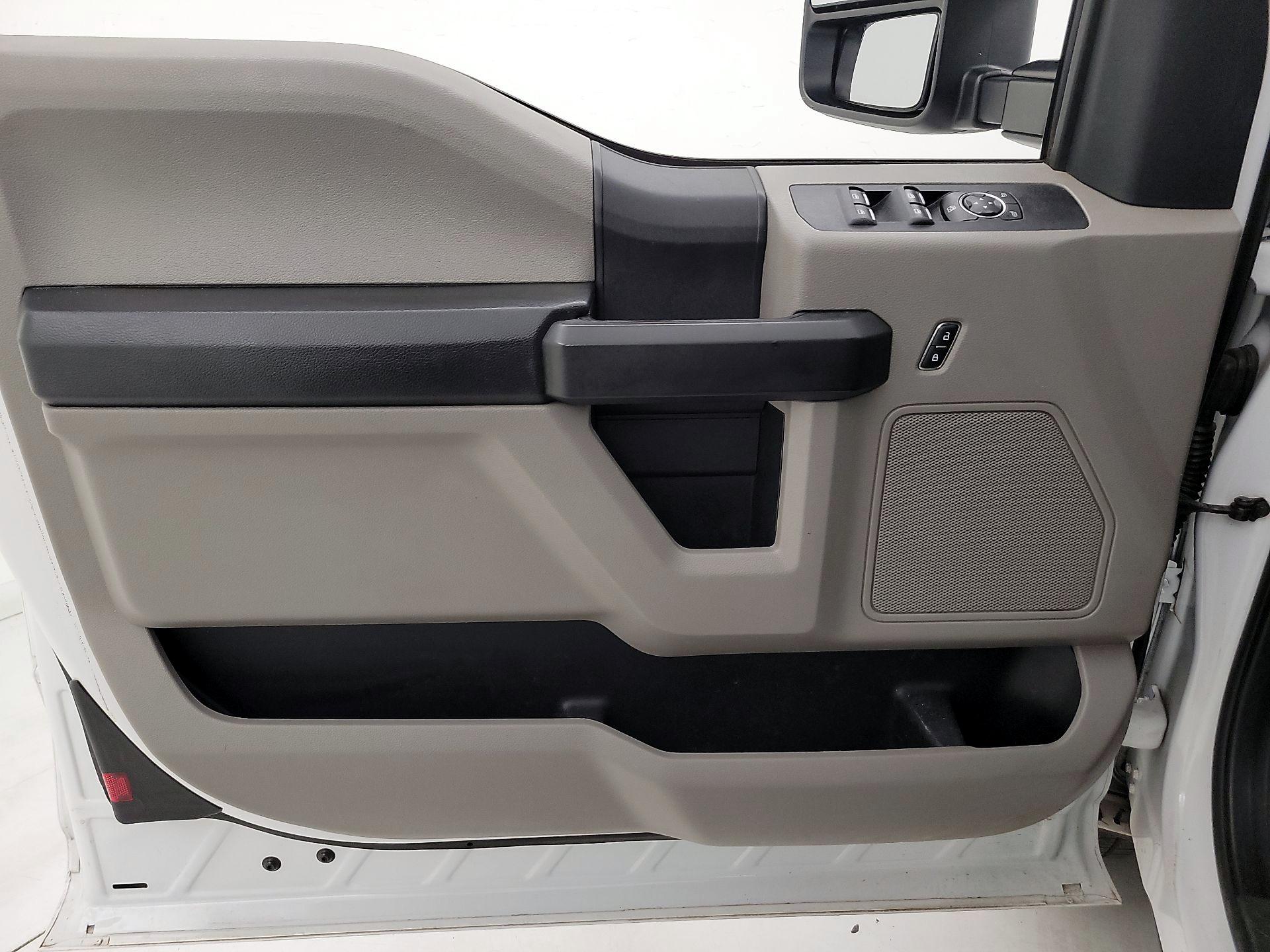 Thumbnail: 2020 Ford F-250 - 12