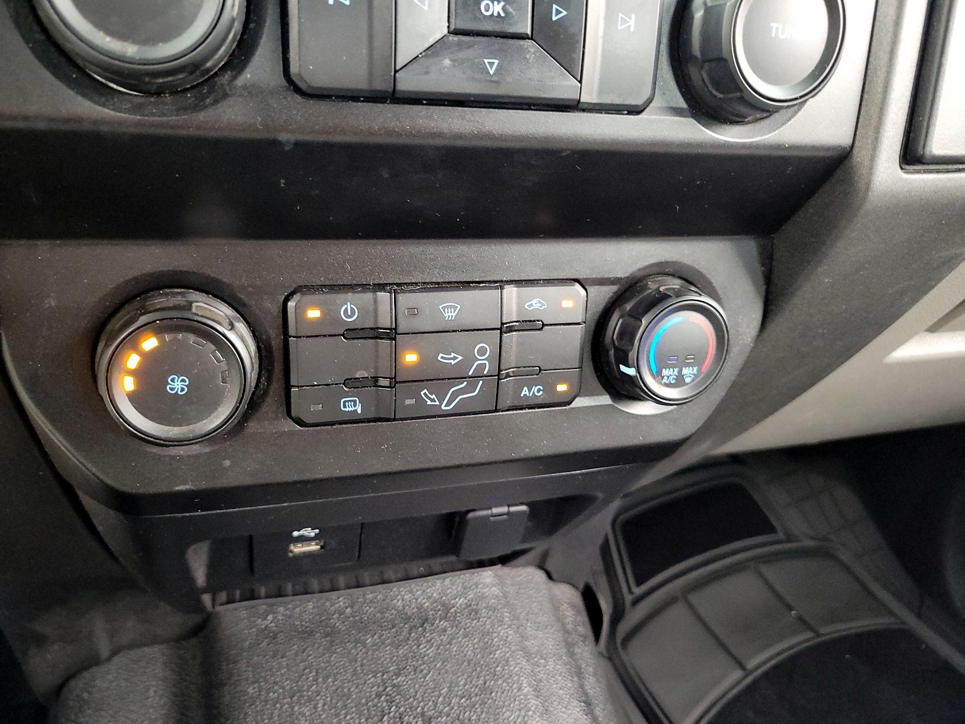 Thumbnail: 2020 Ford F-250 - 16