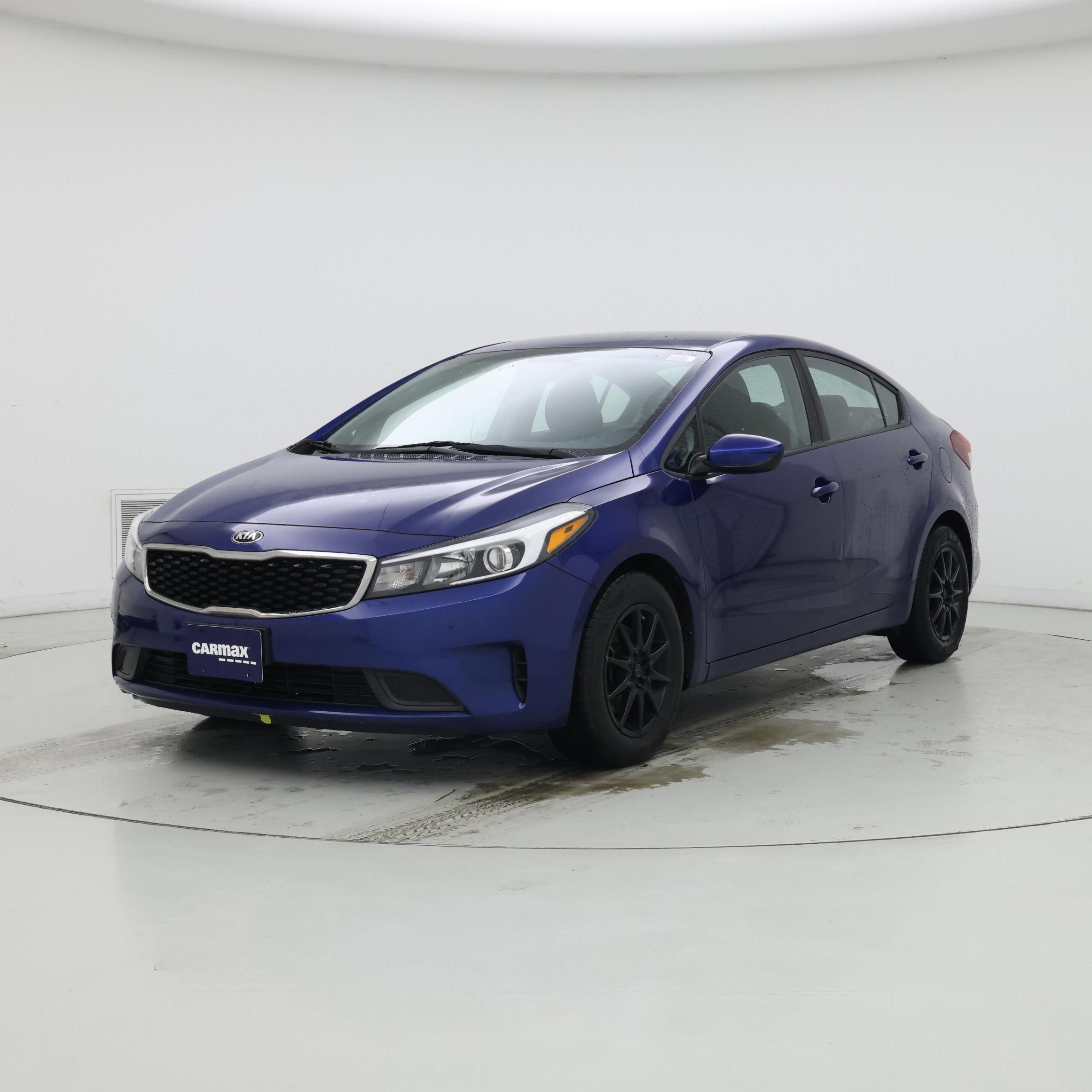 Thumbnail: 2017 Kia Forte - 4