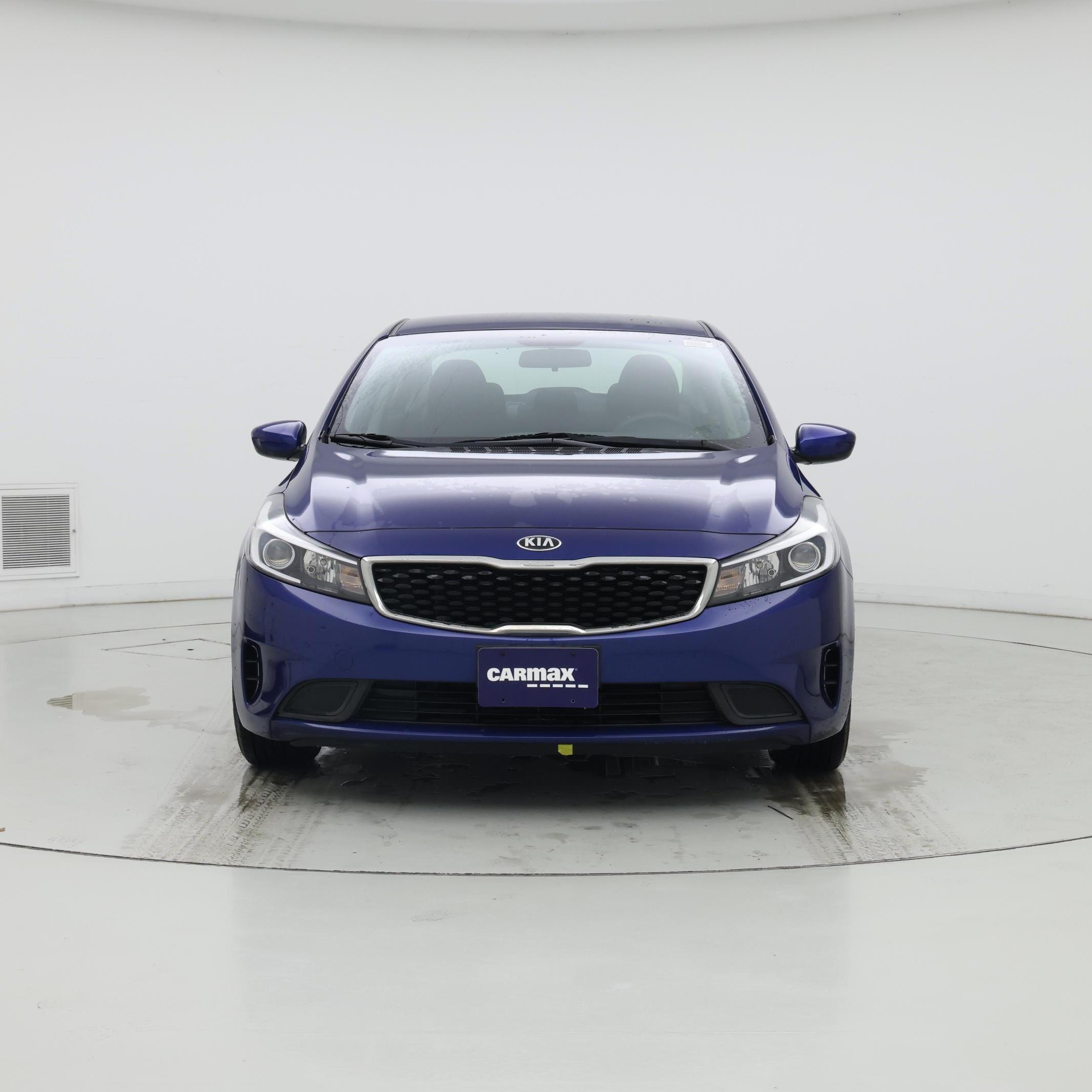 Thumbnail: 2017 Kia Forte - 5