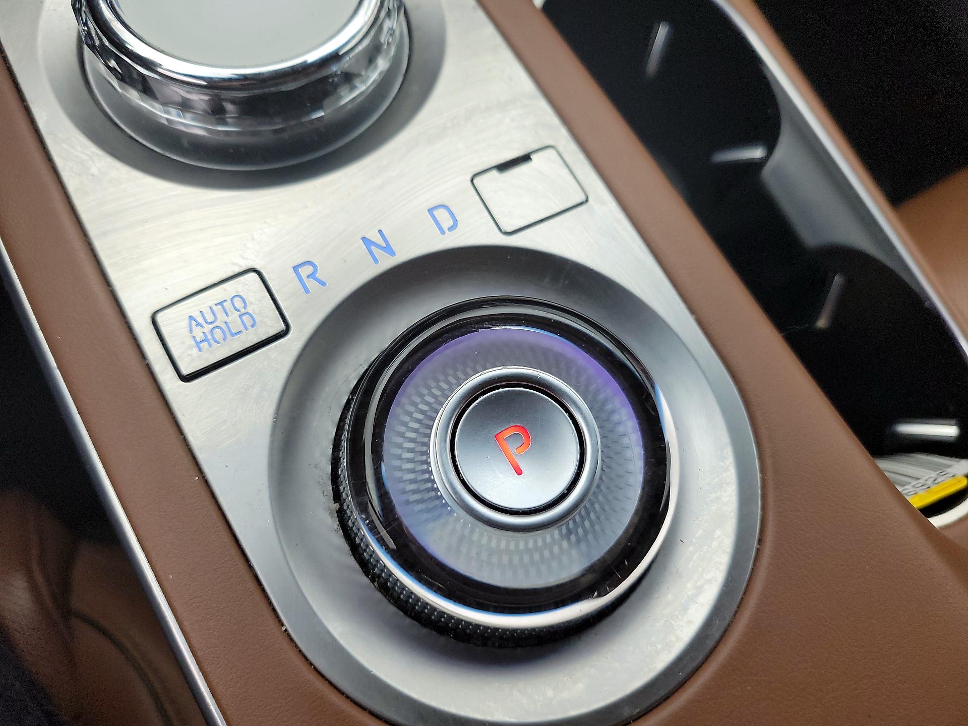 Thumbnail: 2022 Genesis GV70 - 18