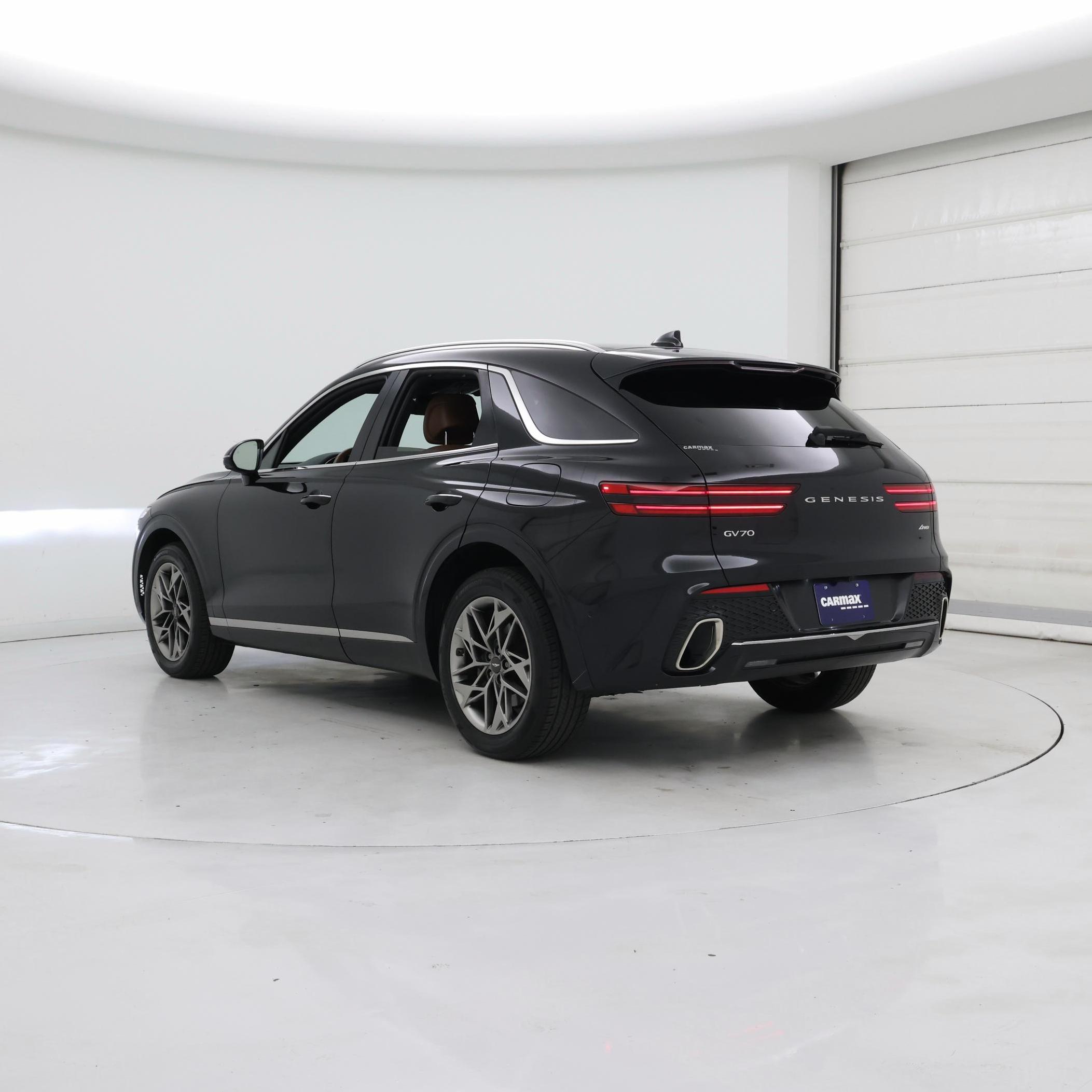 Thumbnail: 2022 Genesis GV70 - 2