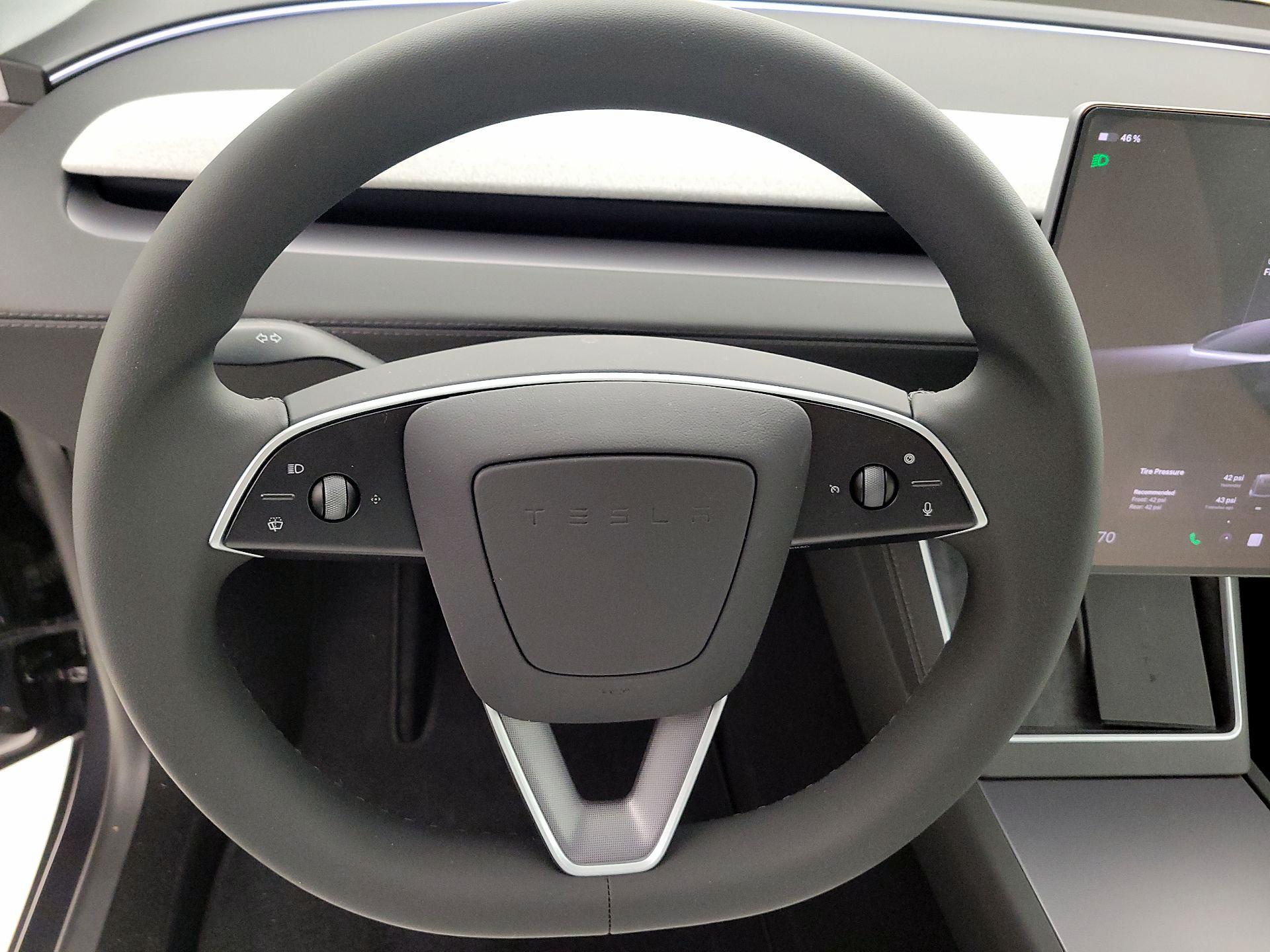 Thumbnail: 2026 Tesla Model Y - 10