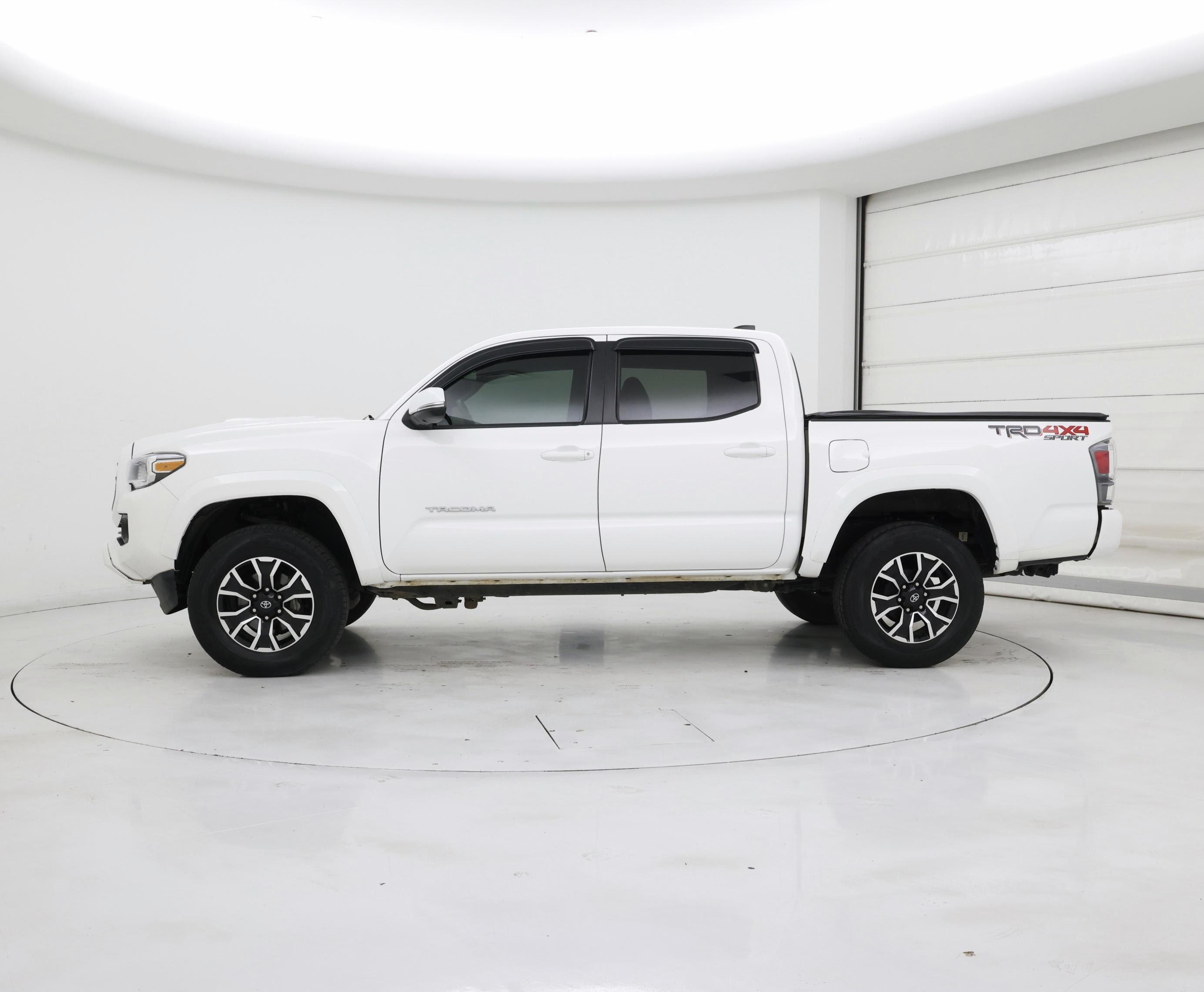 Thumbnail: 2023 Toyota Tacoma - 3