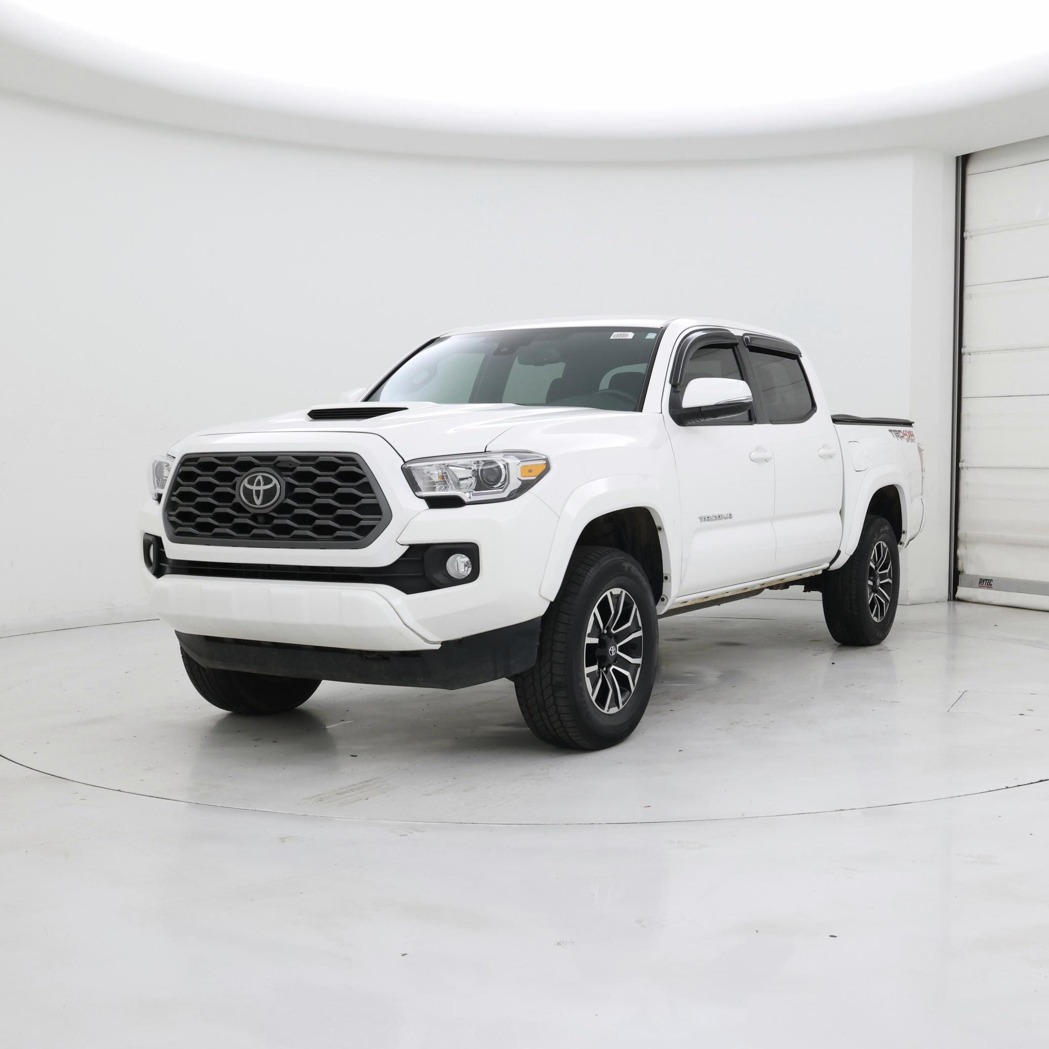 Thumbnail: 2023 Toyota Tacoma - 4