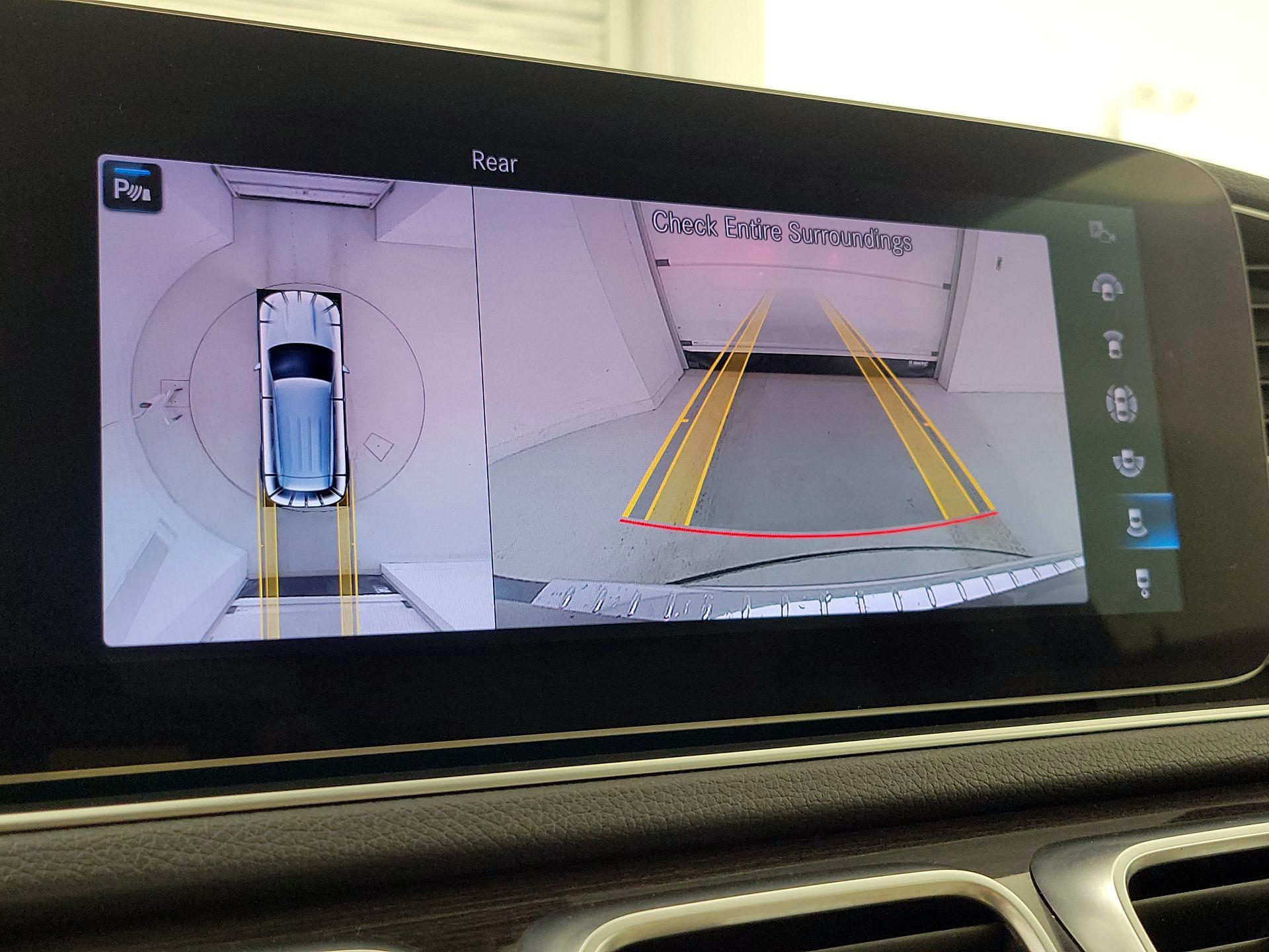 Thumbnail: 2020 Mercedes-Benz GLE - 15