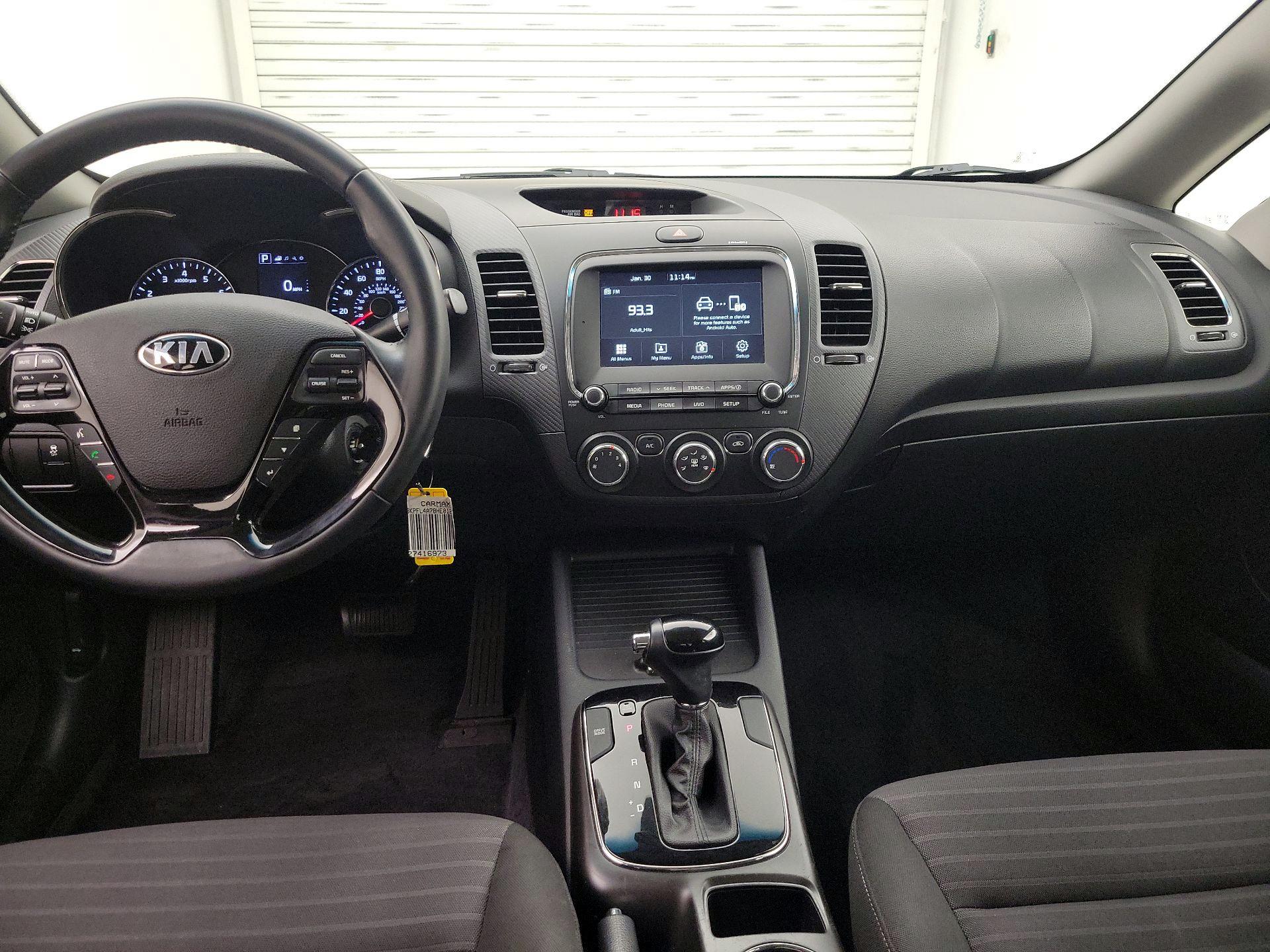 Thumbnail: 2017 Kia Forte - 9