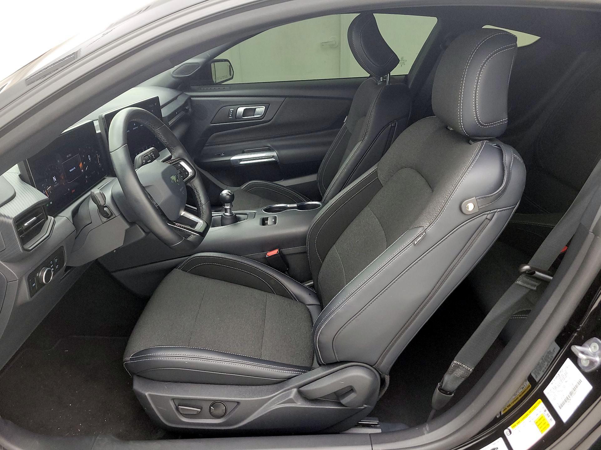 Thumbnail: 2025 Ford Mustang - 11