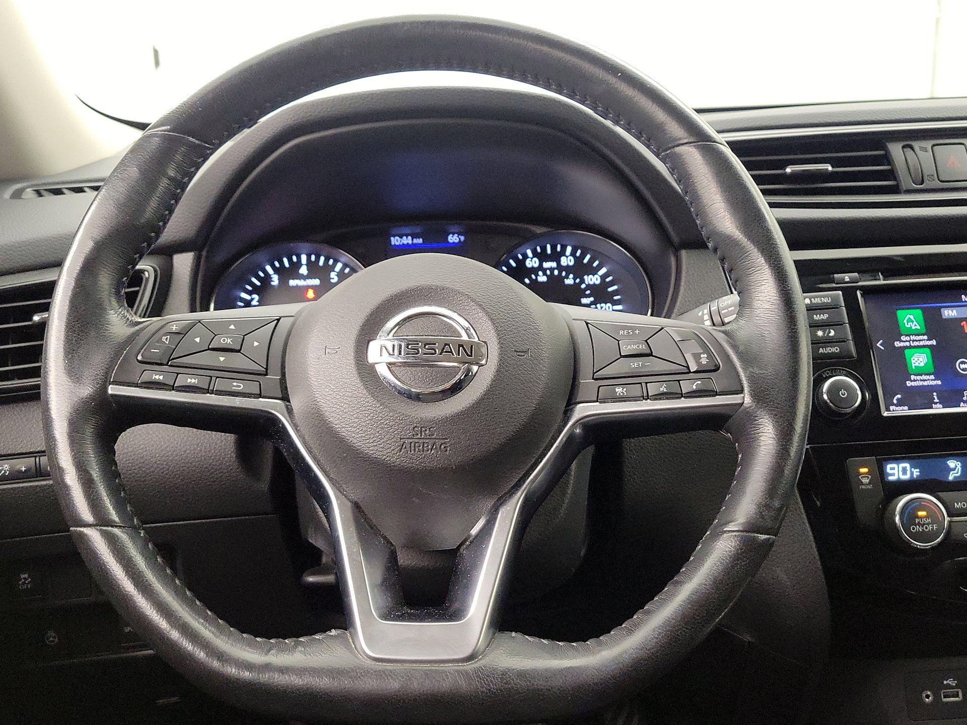 Thumbnail: 2018 Nissan Rogue - 10