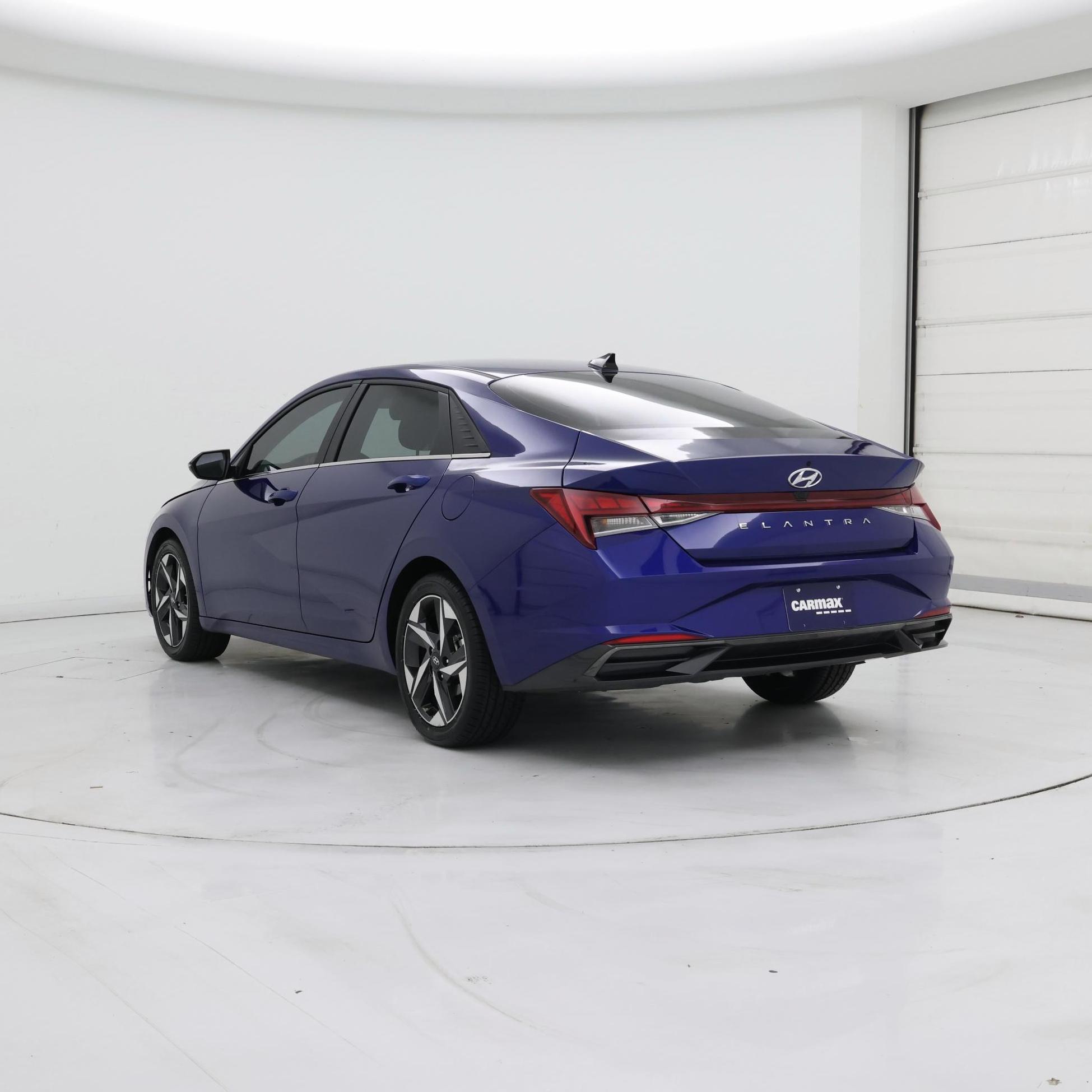 Thumbnail: 2022 Hyundai Elantra - 2