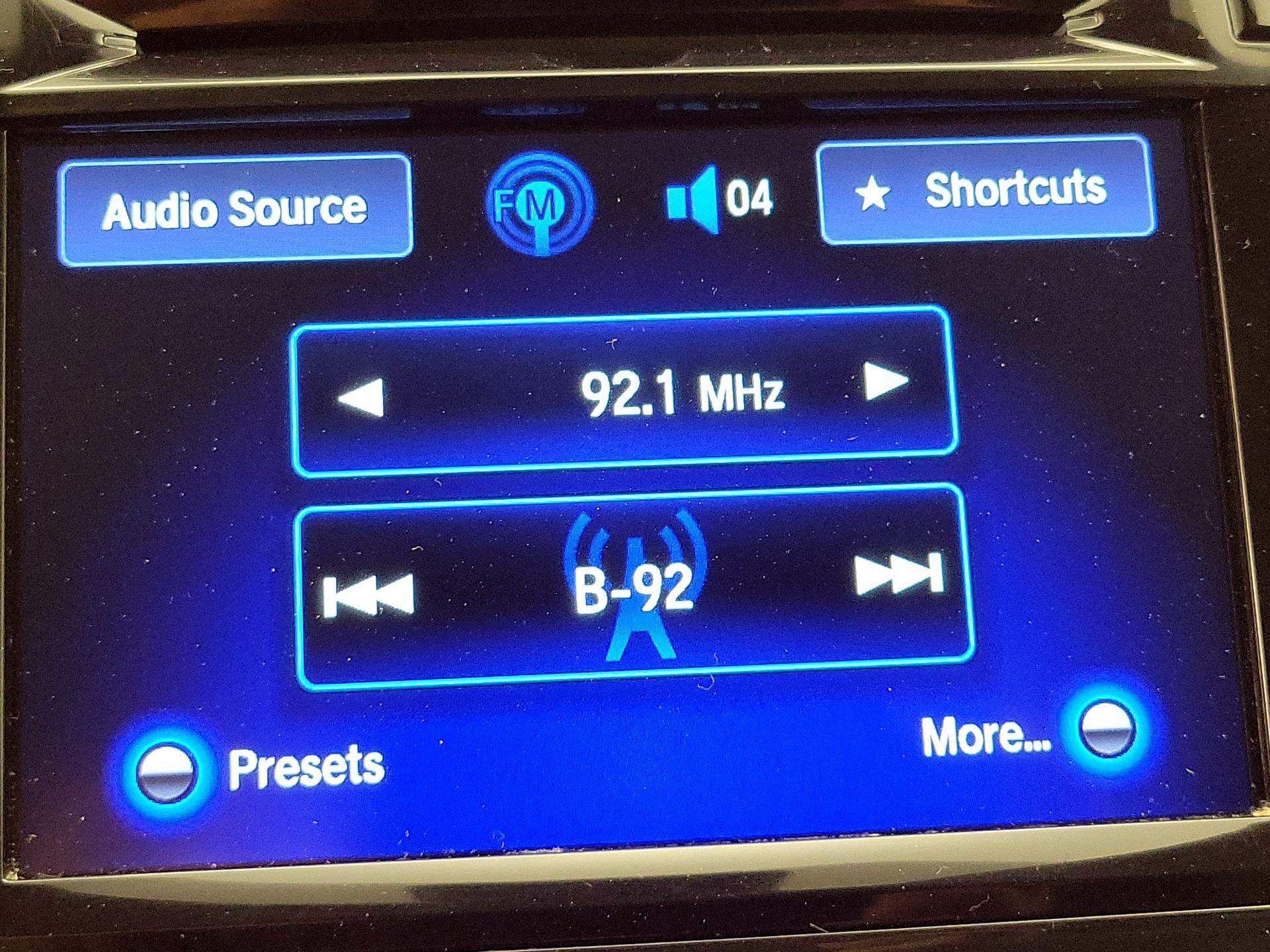 Thumbnail: 2015 Honda Odyssey - 16