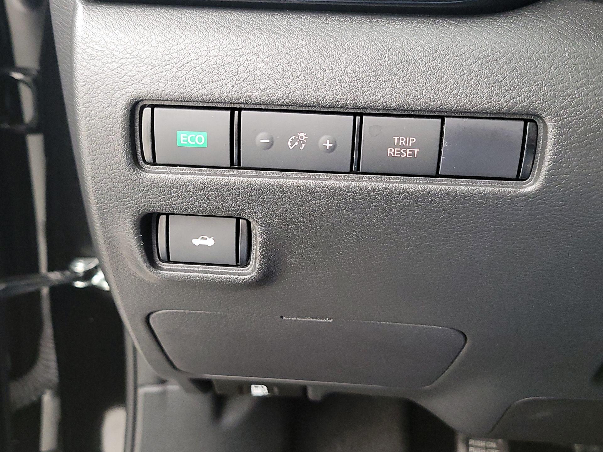 Thumbnail: 2024 Nissan Sentra - 11