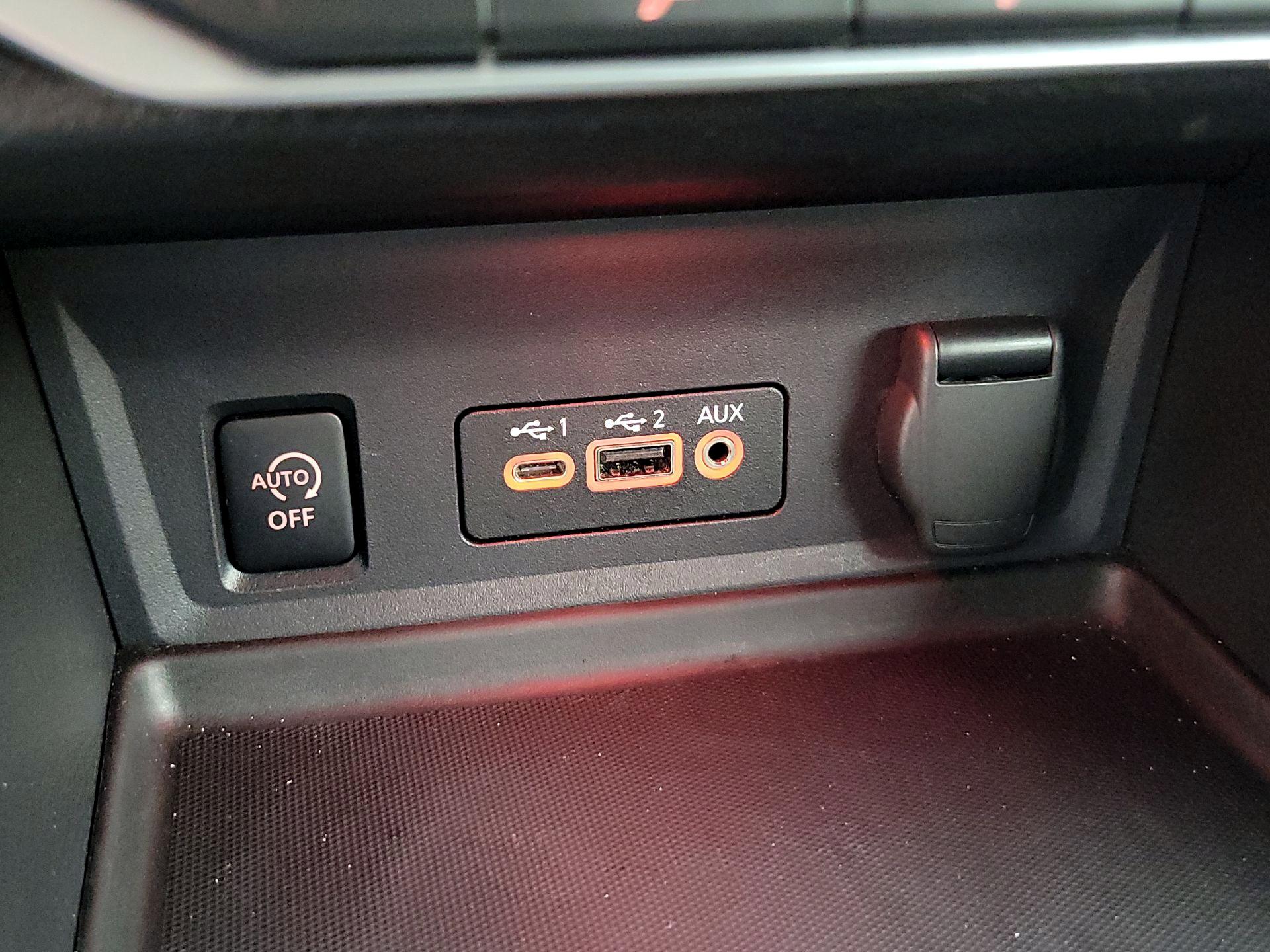 Thumbnail: 2024 Nissan Sentra - 16