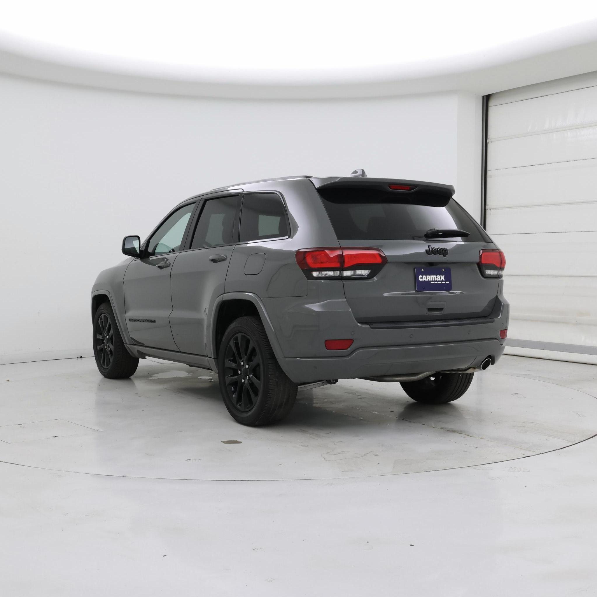 Thumbnail: 2022 Jeep Grand Cherokee - 2