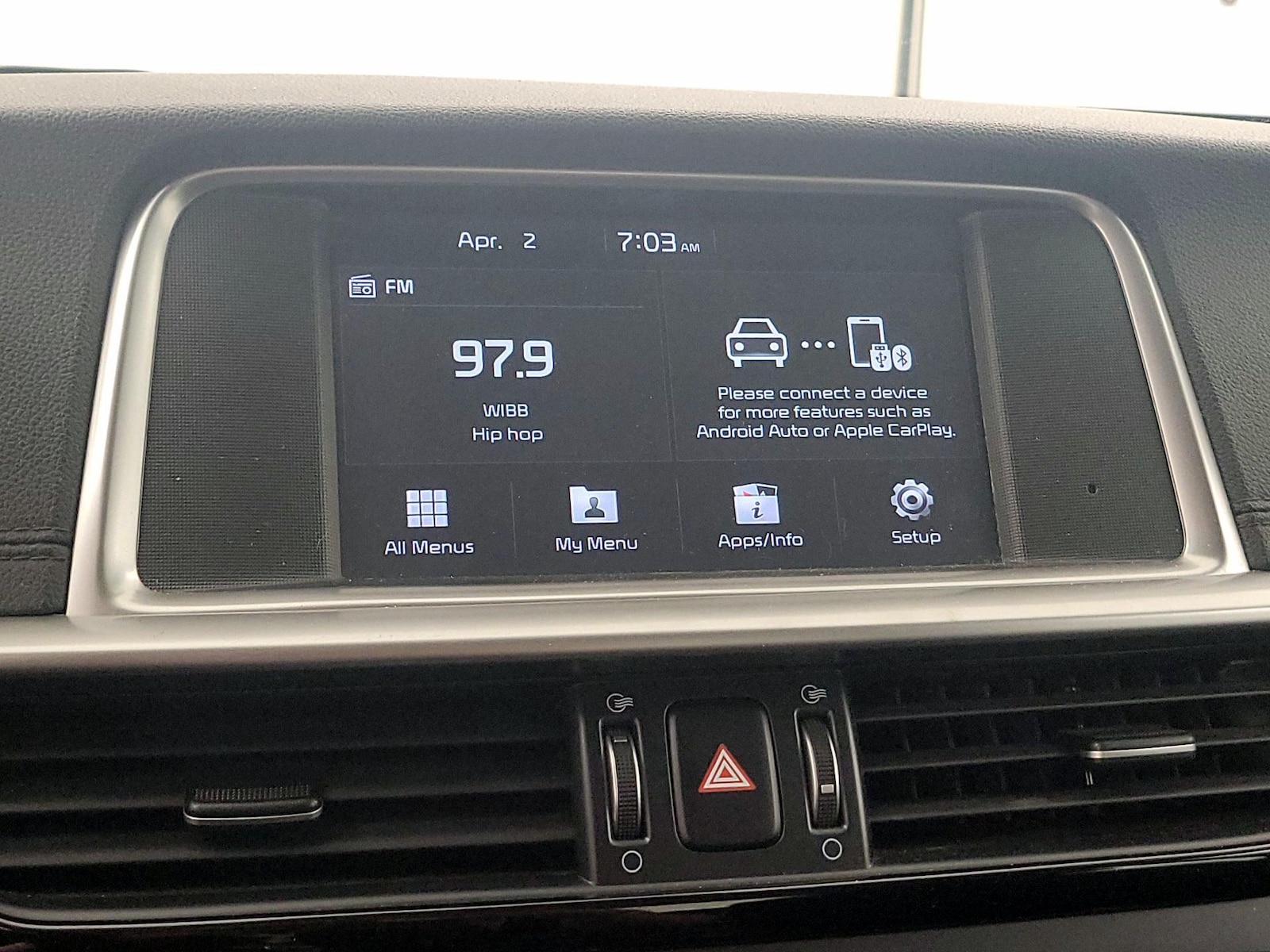 2020 Kia Optima LX - Photo 16