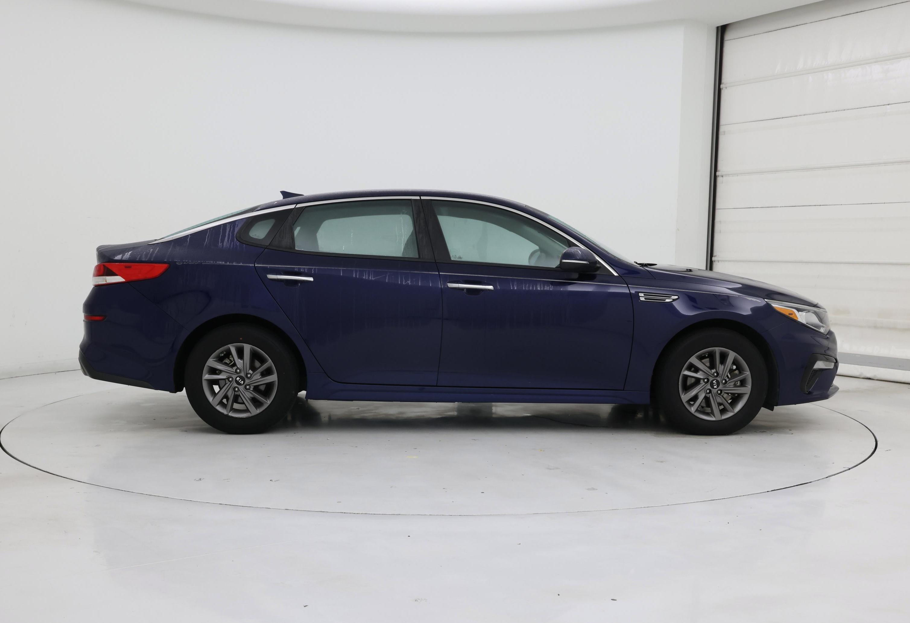 Thumbnail: 2020 Kia Optima - 7