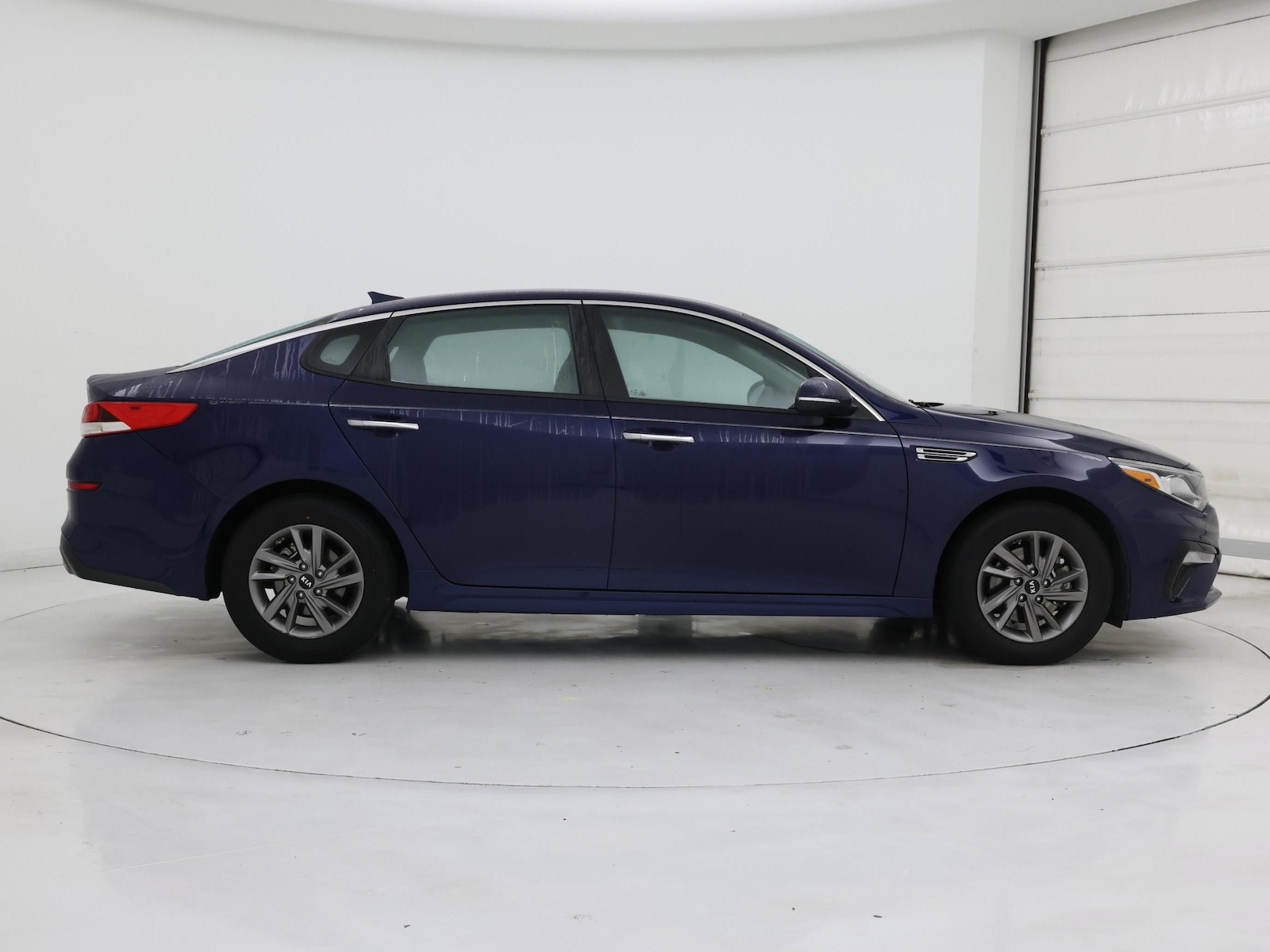 2020 Kia Optima LX - Photo 8