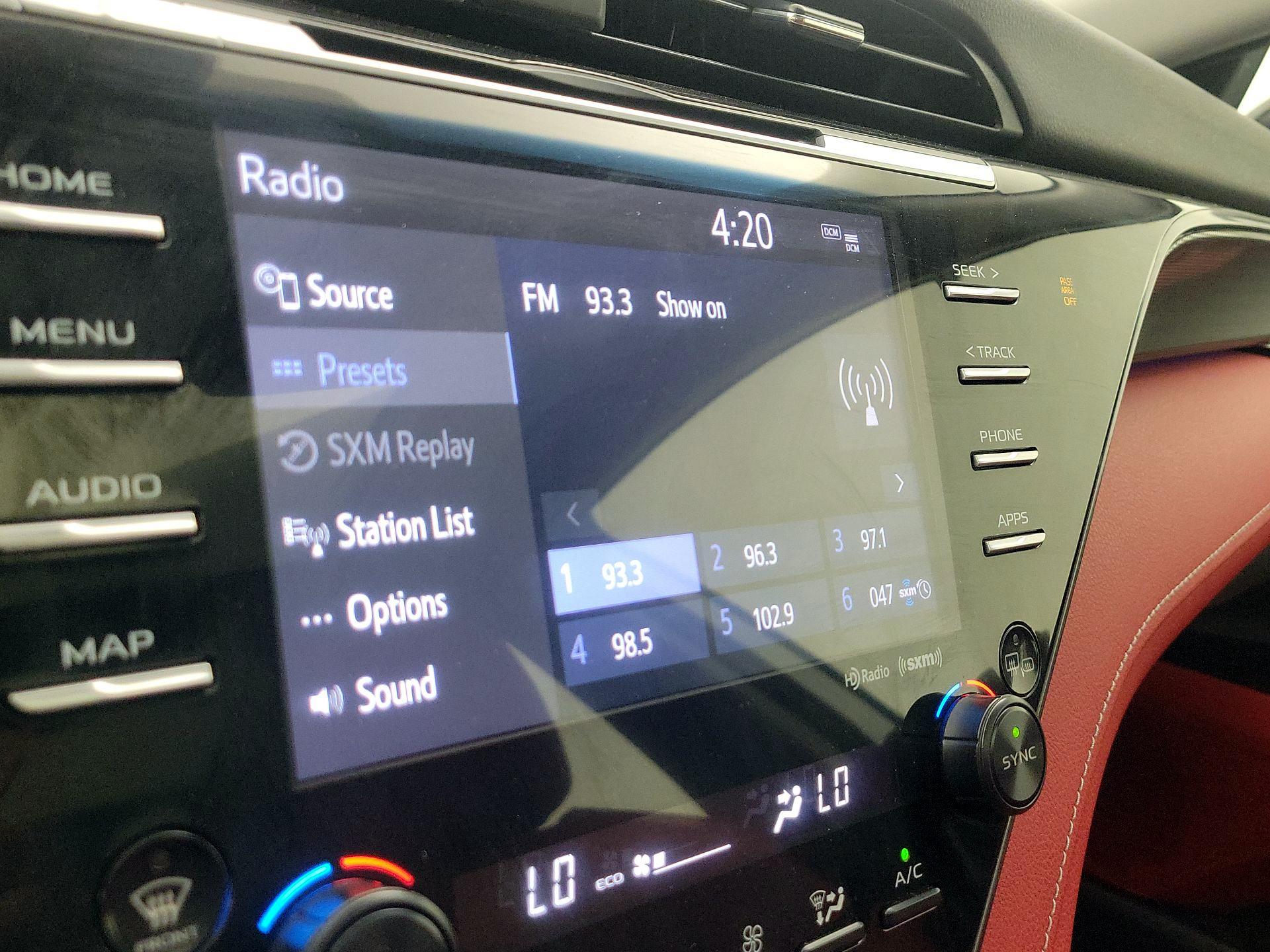 Thumbnail: 2020 Toyota Camry - 15