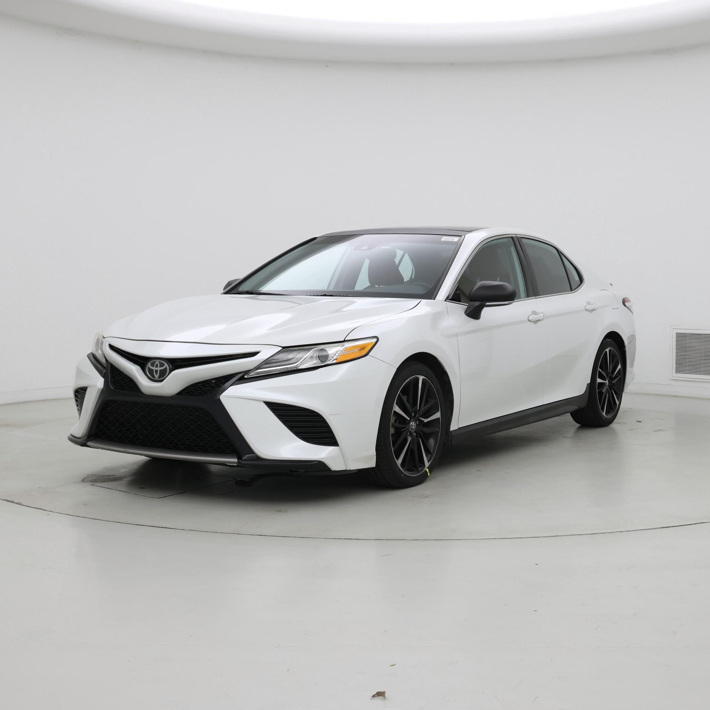 Thumbnail: 2020 Toyota Camry - 4