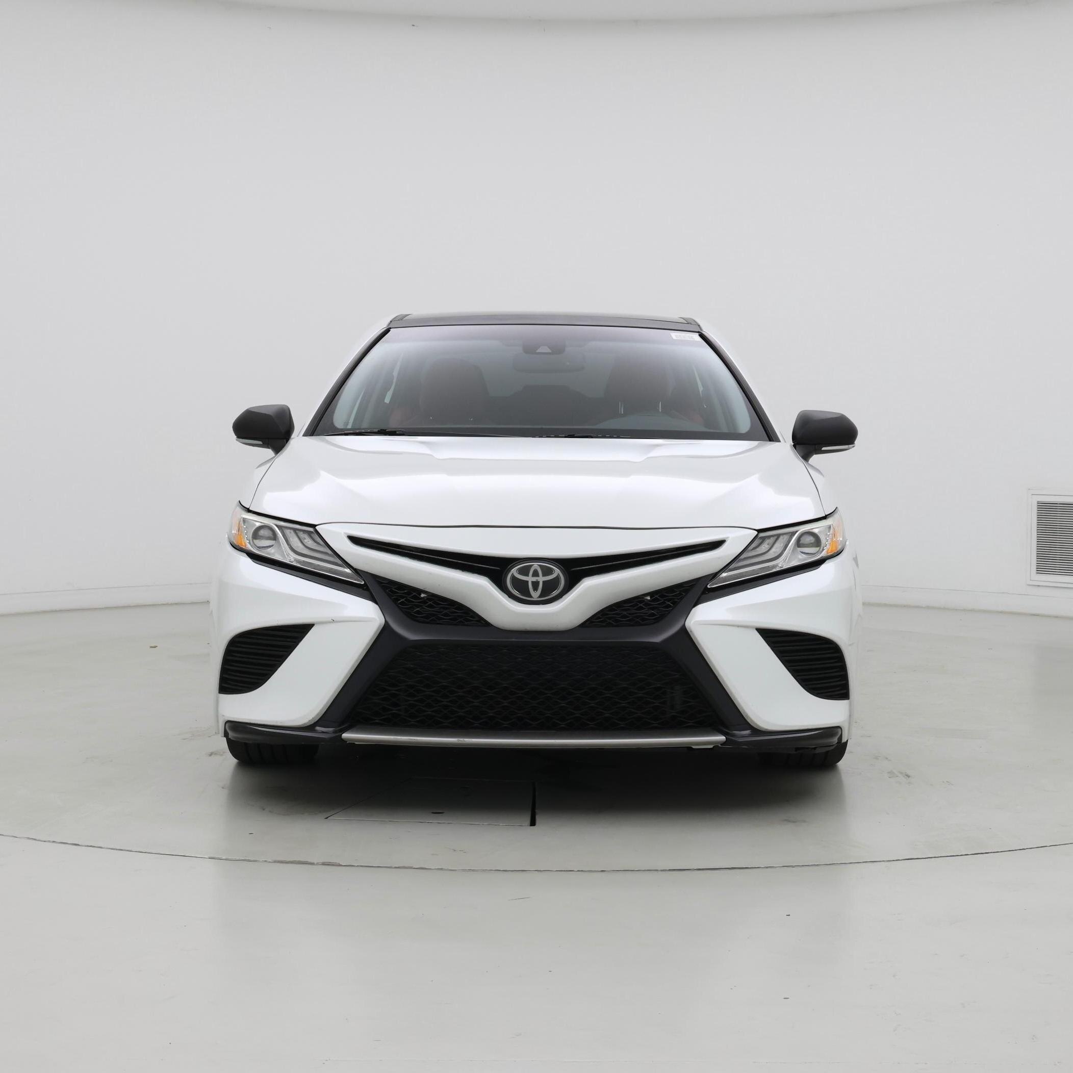 Thumbnail: 2020 Toyota Camry - 5