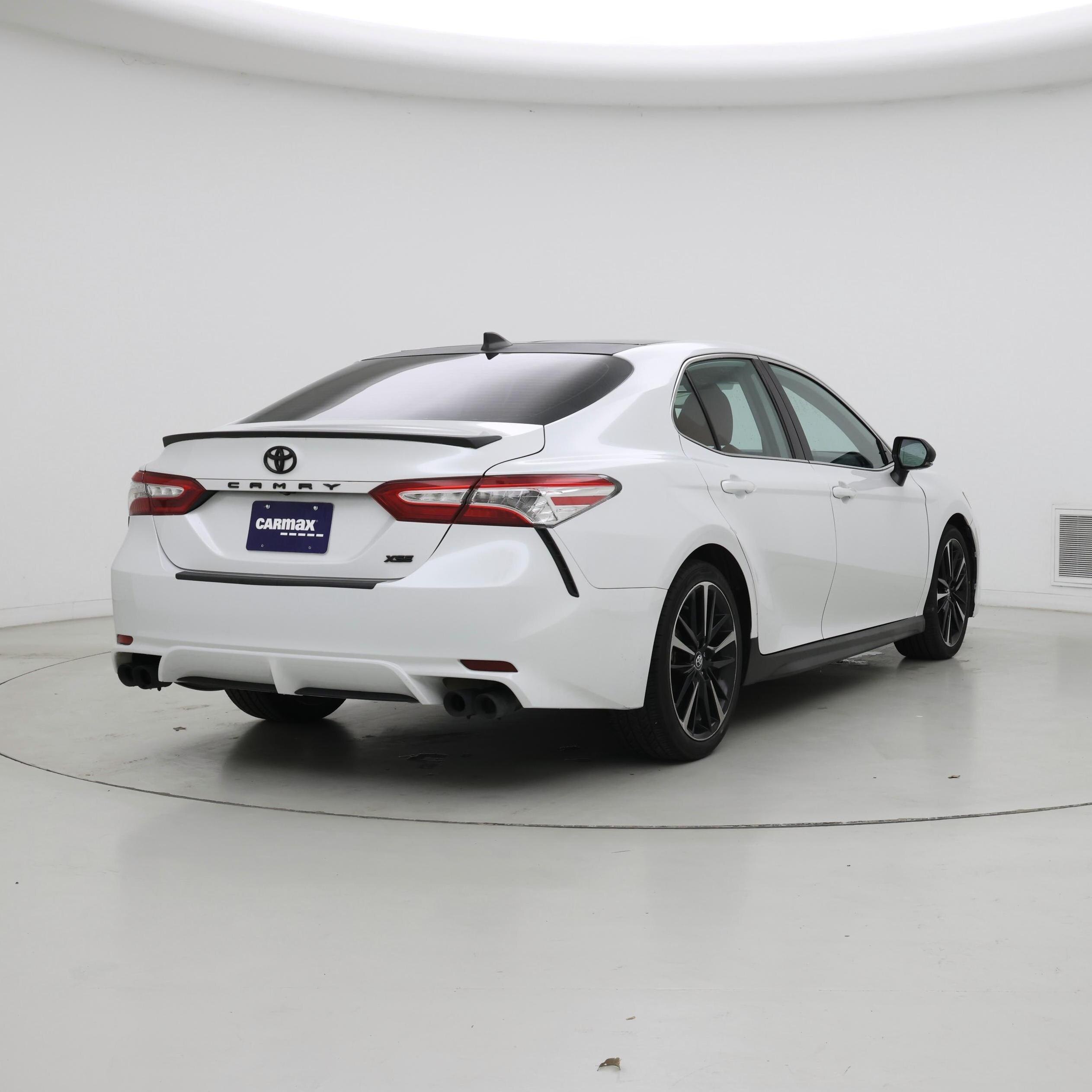 Thumbnail: 2020 Toyota Camry - 8