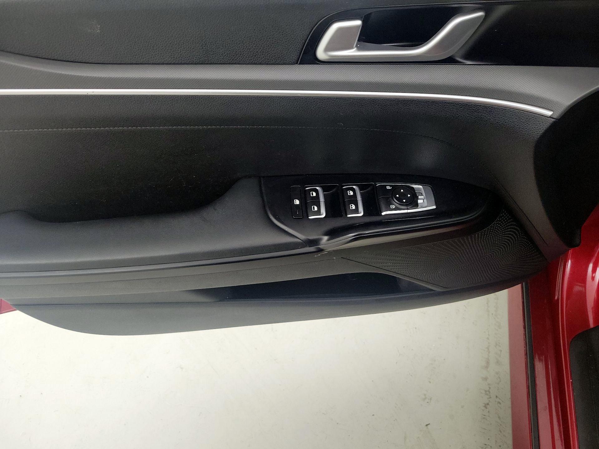 Thumbnail: 2022 Kia K5 - 12