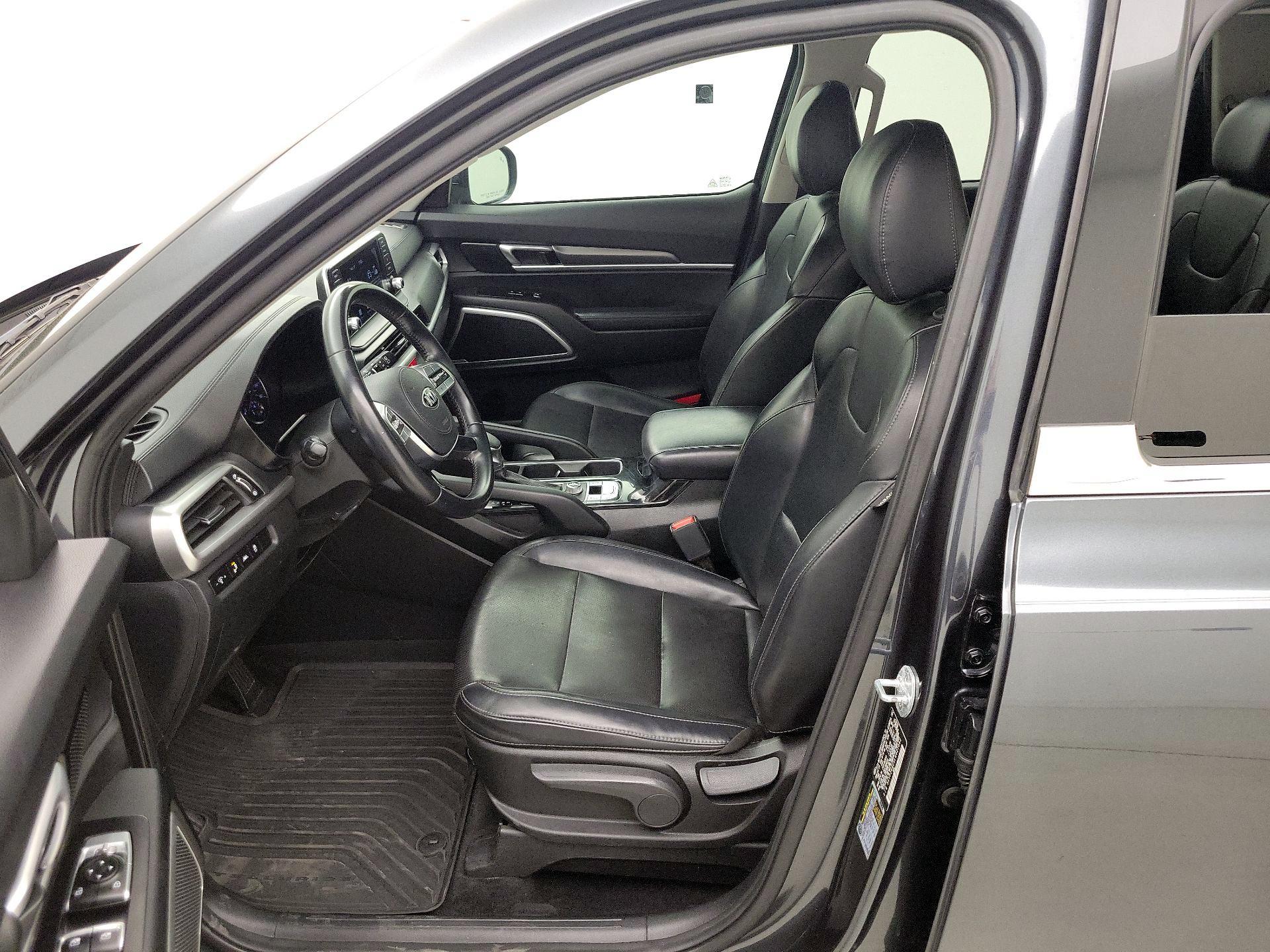 Thumbnail: 2020 Kia Telluride - 11